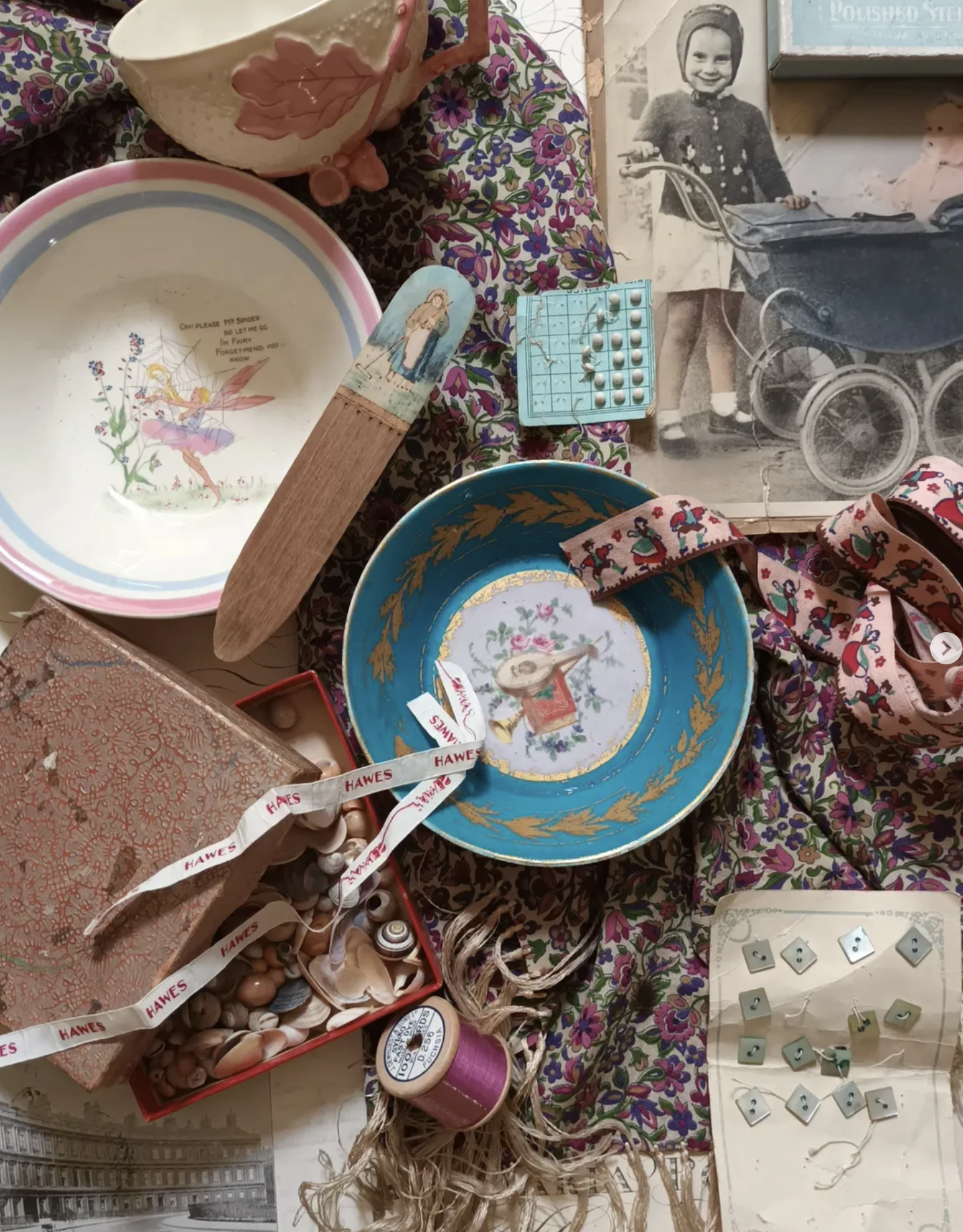 Lizzie Bennett Loves Vintage