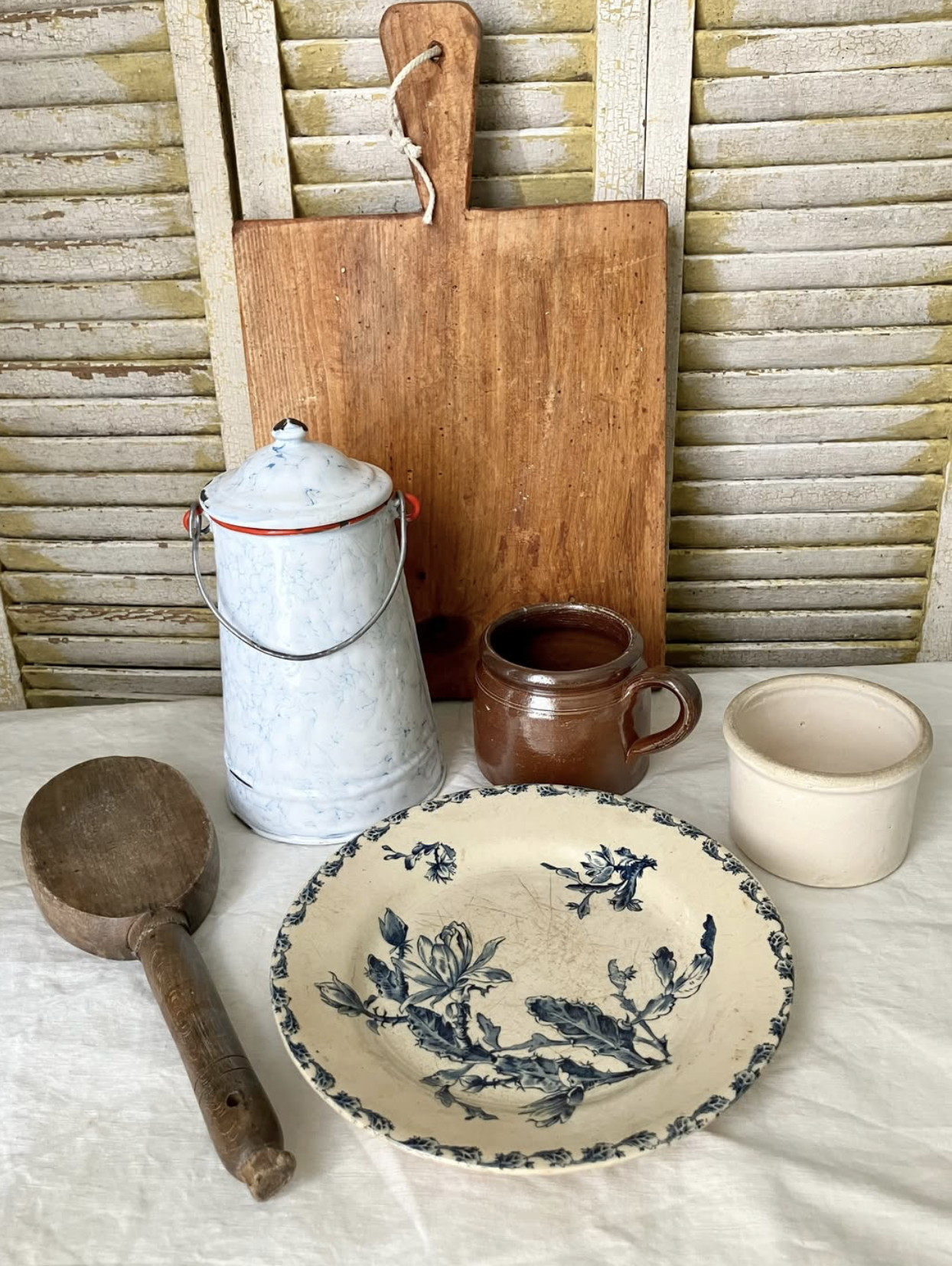 Leagrove Antiques