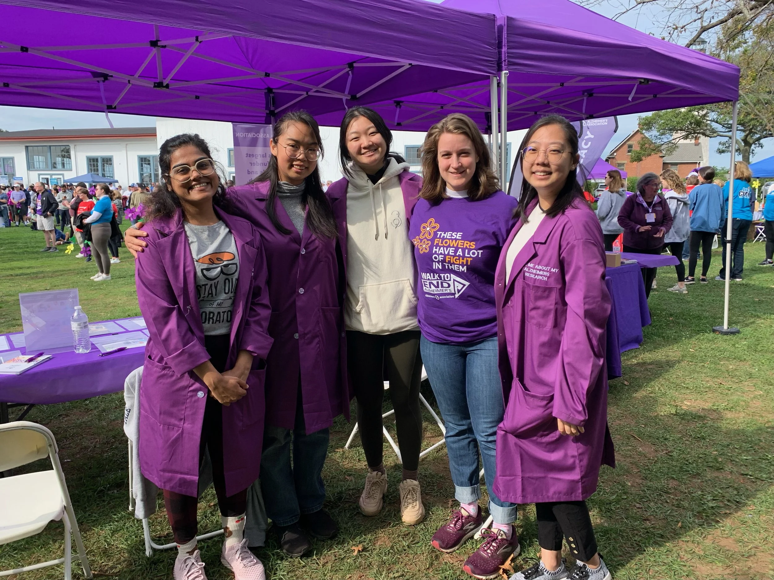 Lab tabling at the 2022 Walk to End Alzheimer's in New Haven 