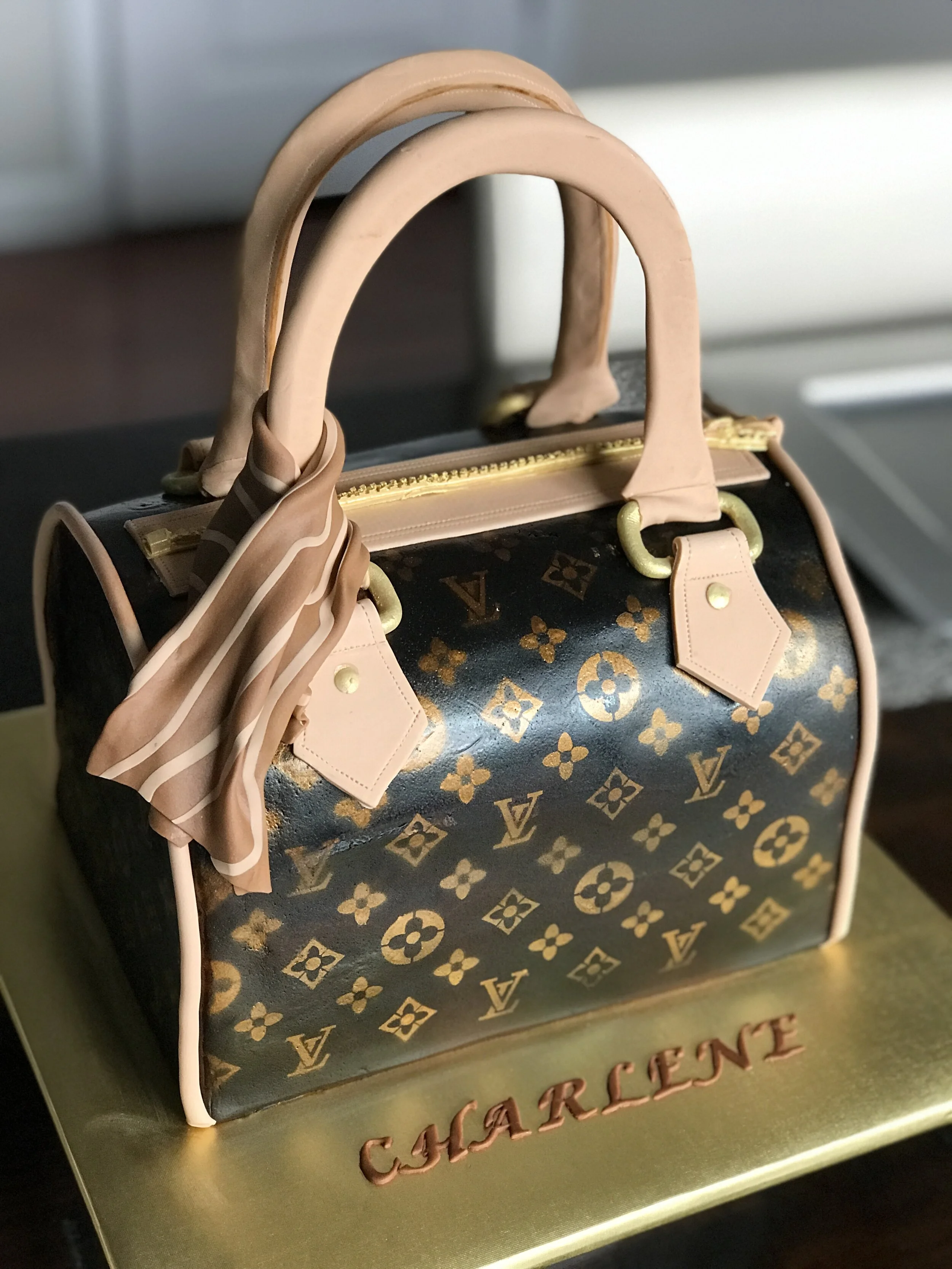 LV.jpg