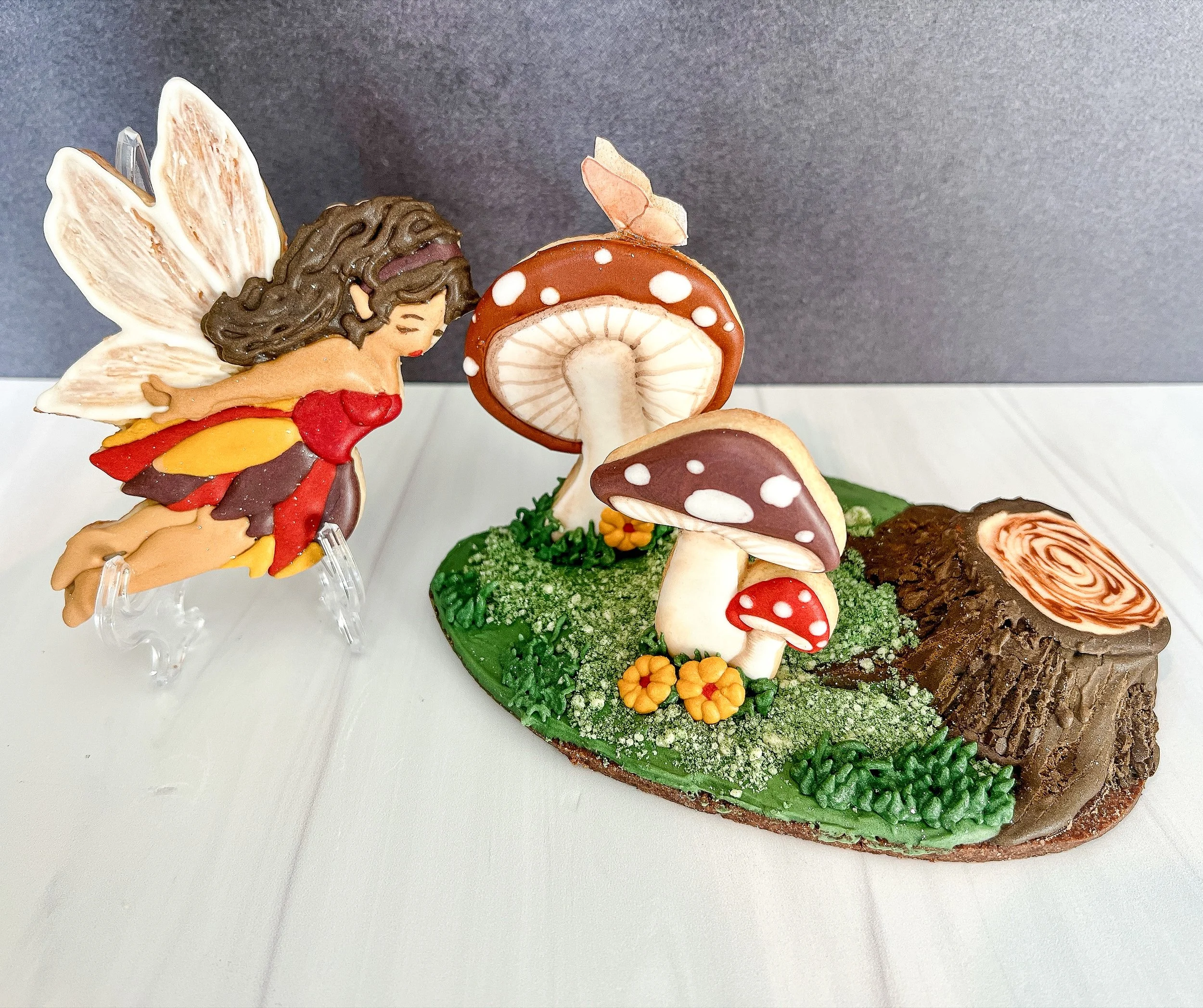 Enchanted: A Multi-Media 3-D Cookie Decorating Workshop