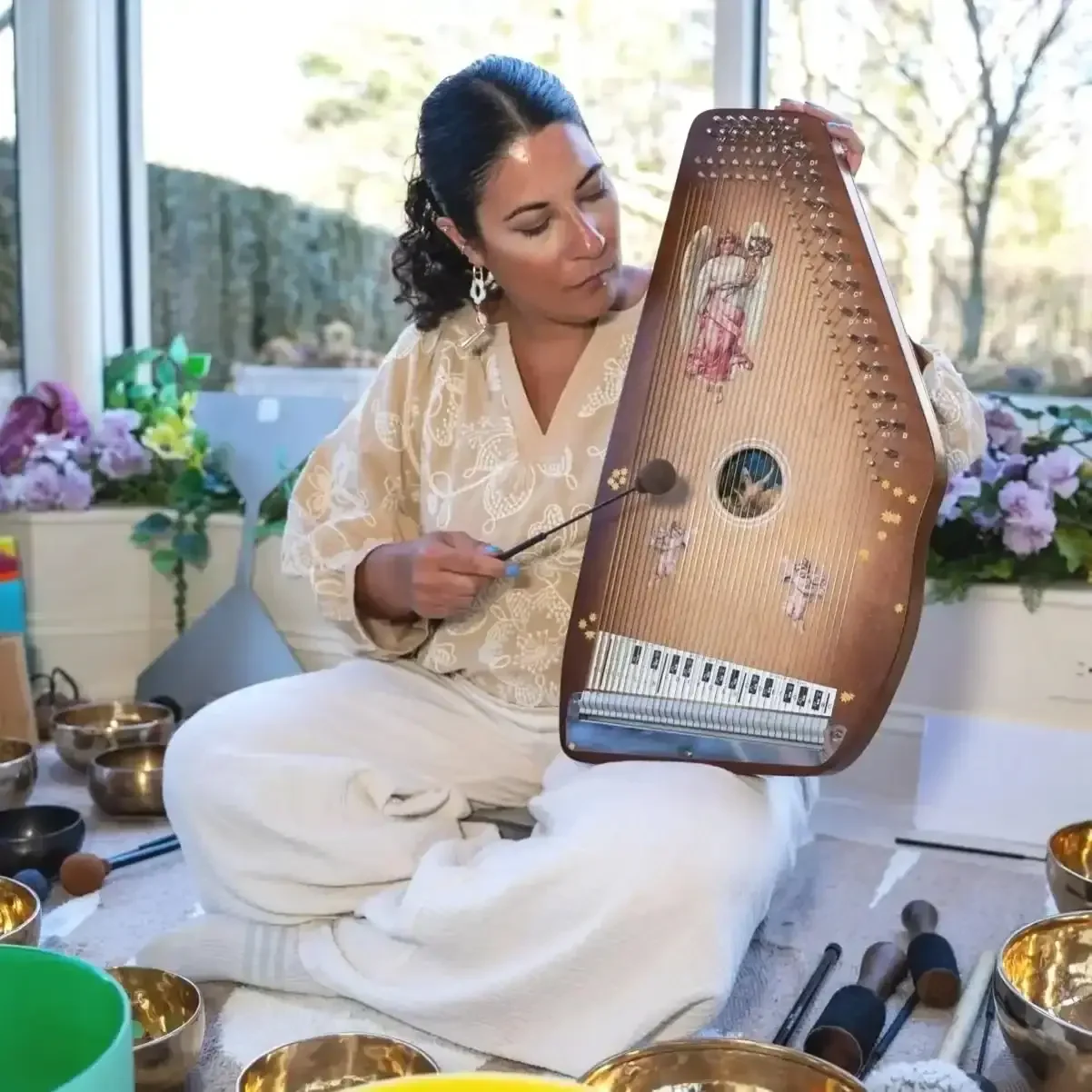 Graziella Dionizio sound healer sound bath harp
