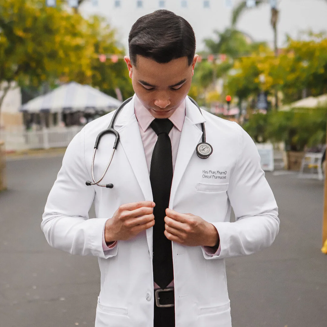 I never thought I would say this to anyone, but here we go. 

A lot of times, I regret becoming a pharmacist. 

Don't get me wrong, I have the utmost respect for the people within my profession and the role that we all play within the healthcare team