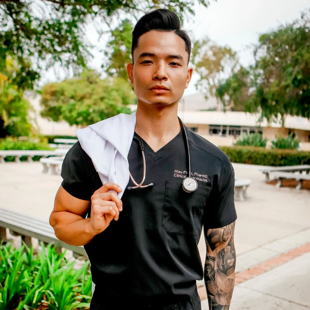 Hello! My name is Hieu. I am a pharmacist and I&rsquo;m obsessed with all things diet, exercise, and weight loss.

I have come to realize over the years that my life's mission is to help people live healthier lifestyles. But not in the way that most 