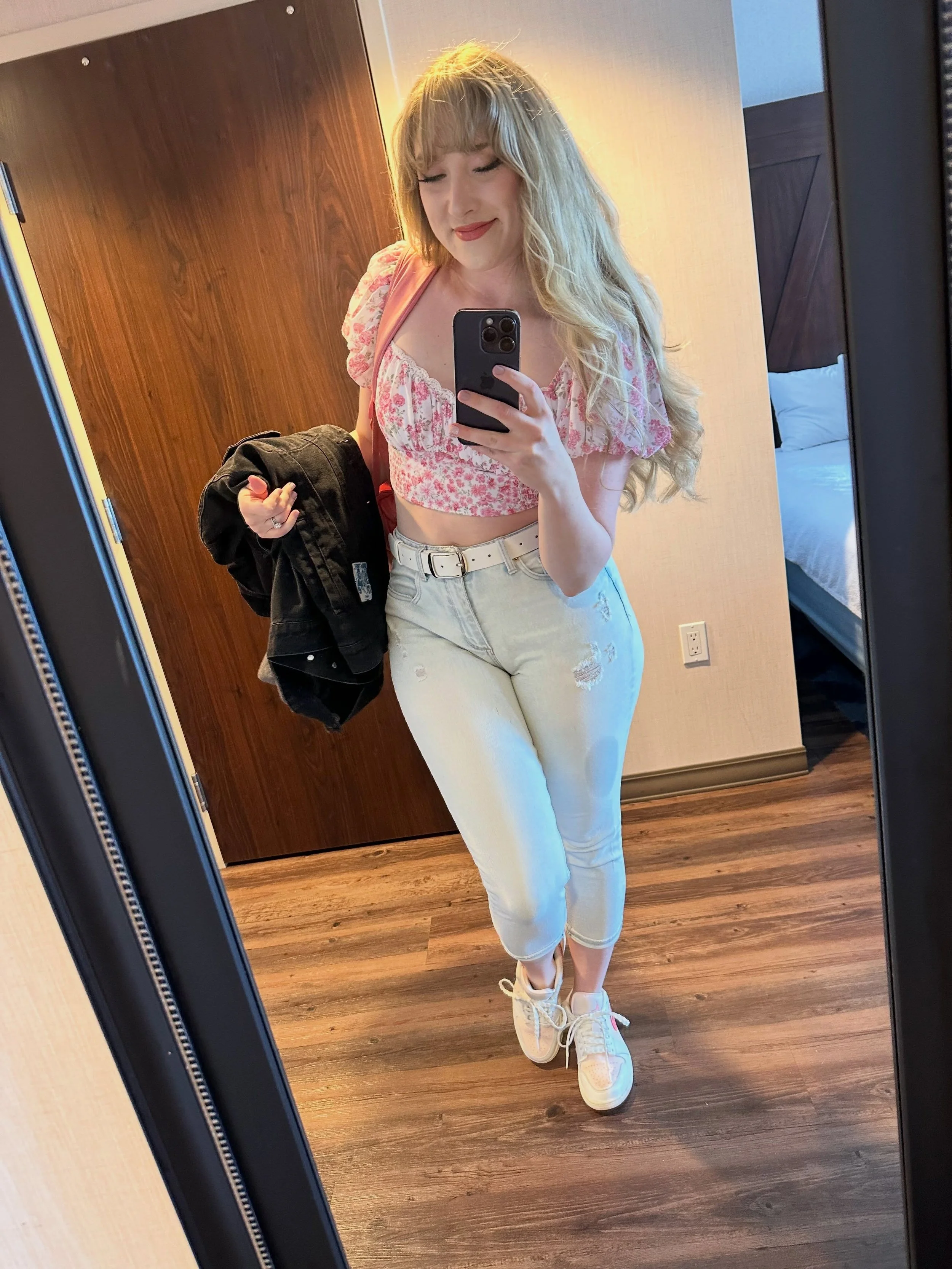 The Extra Turns episode I filmed with @commandcast is live now! It was such a fun game and I&rsquo;m so excited for y&rsquo;all to see it! Here&rsquo;s some behind the scenes selfies and videos from filming! I played one of my Terra decks which is so