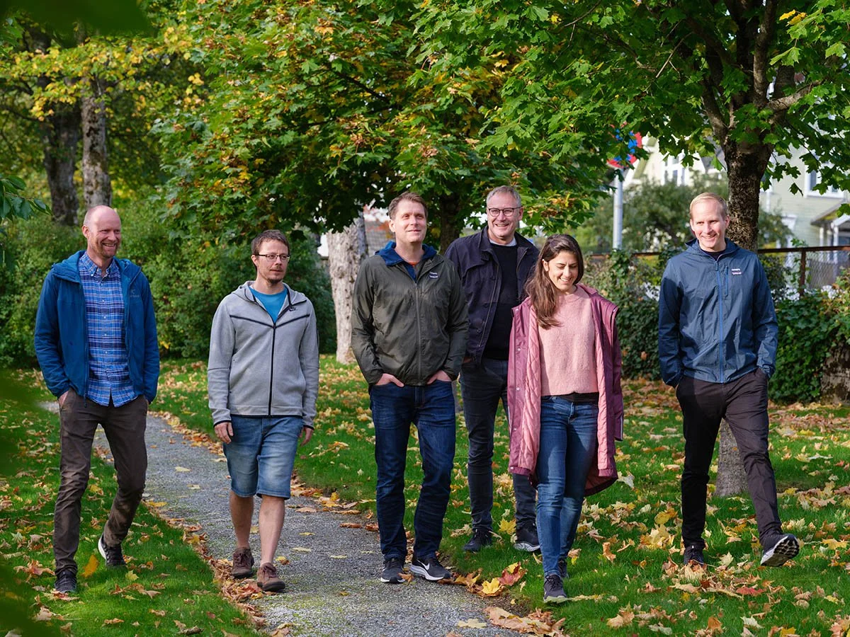 Nivero teamet på tur i parken med god stemning