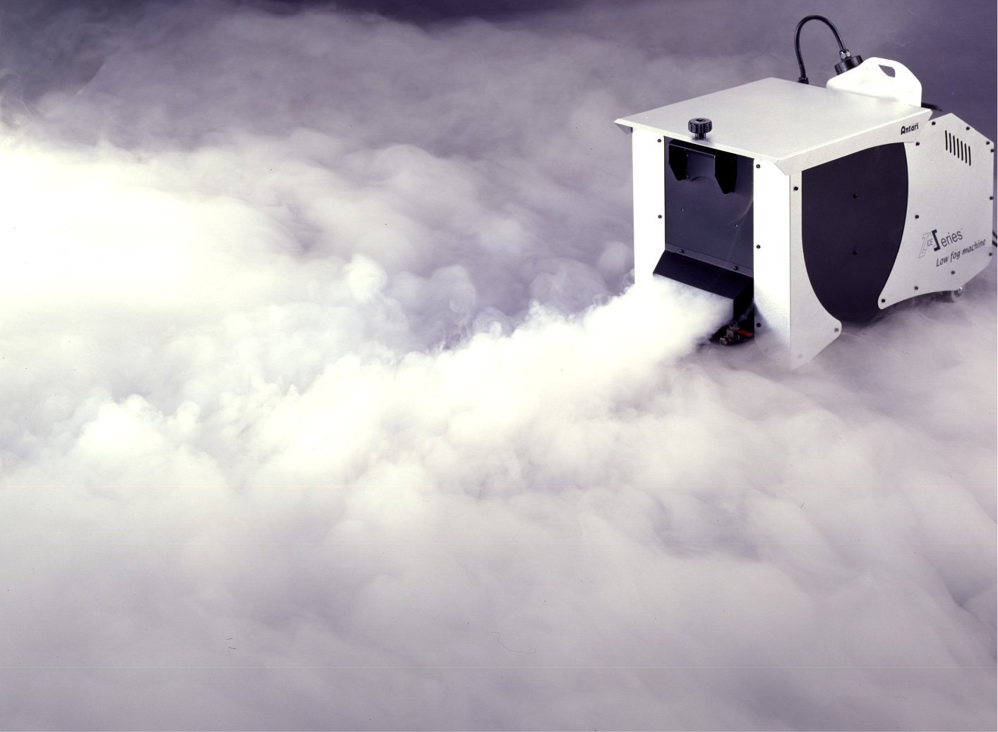Low-Fog-Machine-Effects-Function_ICE-101_Effects_01.jpg