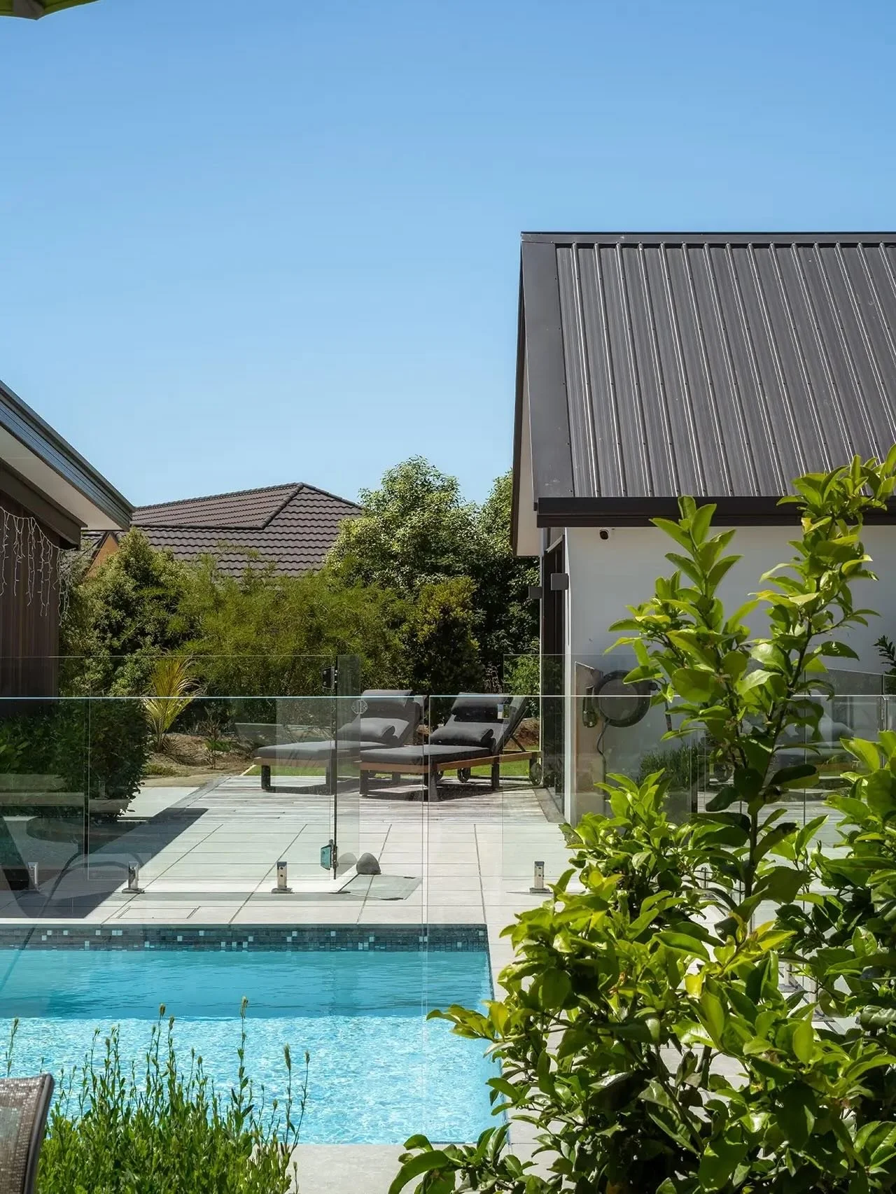 Springlands Pool, Blenheim, 2021

Landscape Design: Noble Fox
Pool Construction: @aquanort_pools_marlb 
Tiles - SSL Porcelain &lsquo;Jura Grey&rsquo; : @ssl_distributors 

#landscapedesign #landscapearchitect
#landscaping #garden #design #outdoorlivi