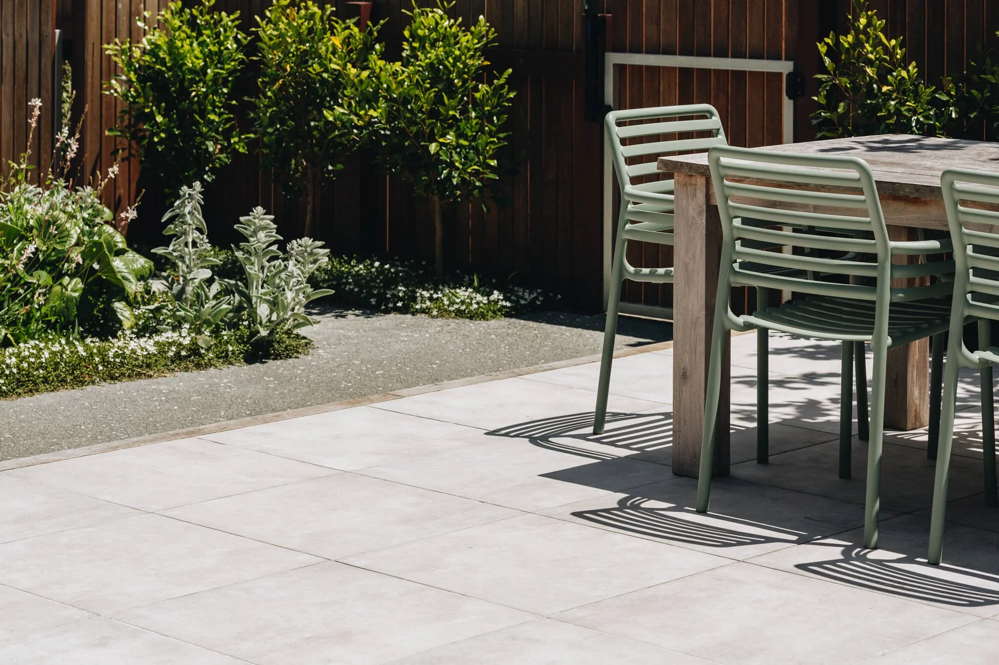 Hataitai Coastal Garden by Noble Fox