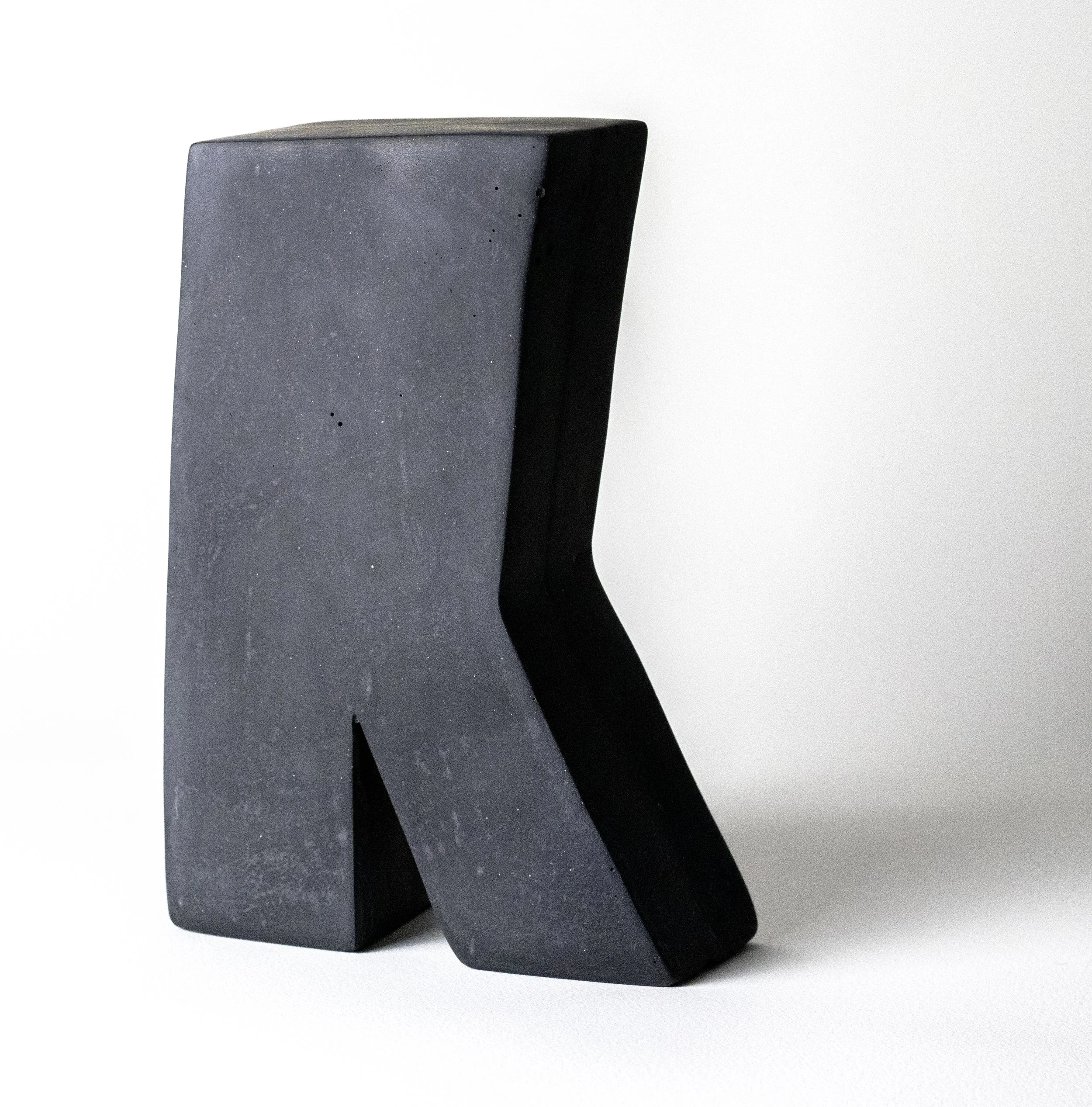 Figure_Dark_Concrete.jpg