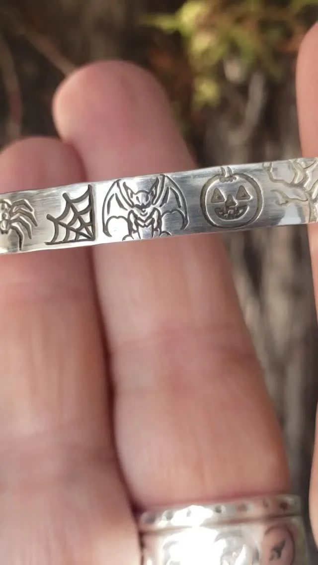 Halloween Stamped Cuff Bracelets available now on my website ππ»ππ‍β¬π¦πΈπ·
π
#goth #gothic #black #π€ #punk #witch #witchyjewelry #gothjewelry #darkjewelry #halloween #instagoth #heavymetal #gothgoth #gothaesthetic #gothfashion #gothstyle #ce