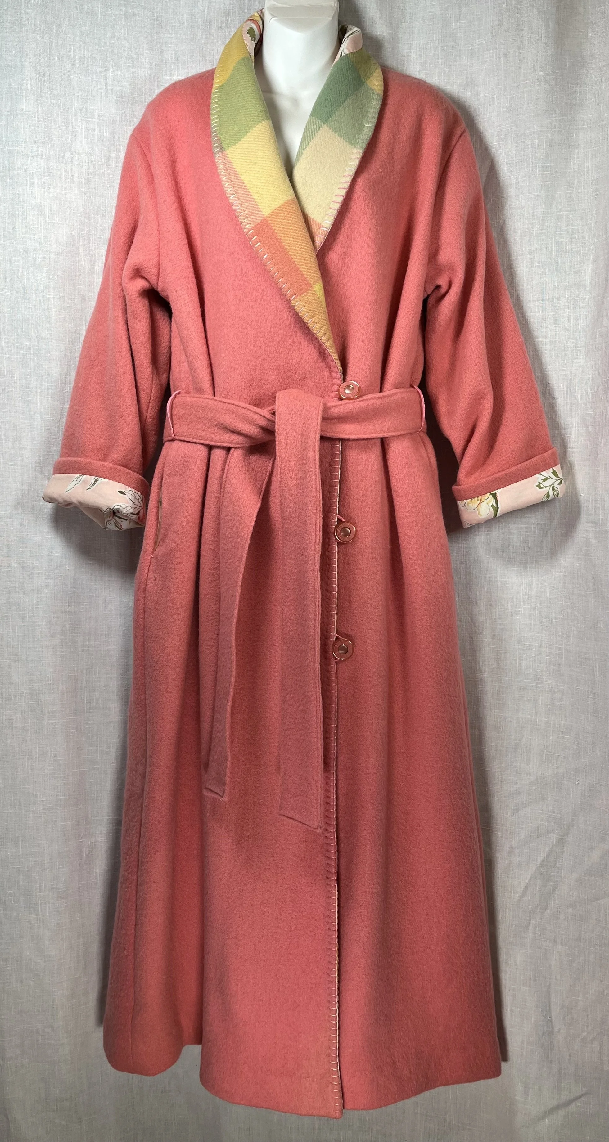 Salmon Pink,Contrasting Collar,  Wool Blanket Robe  (Small)