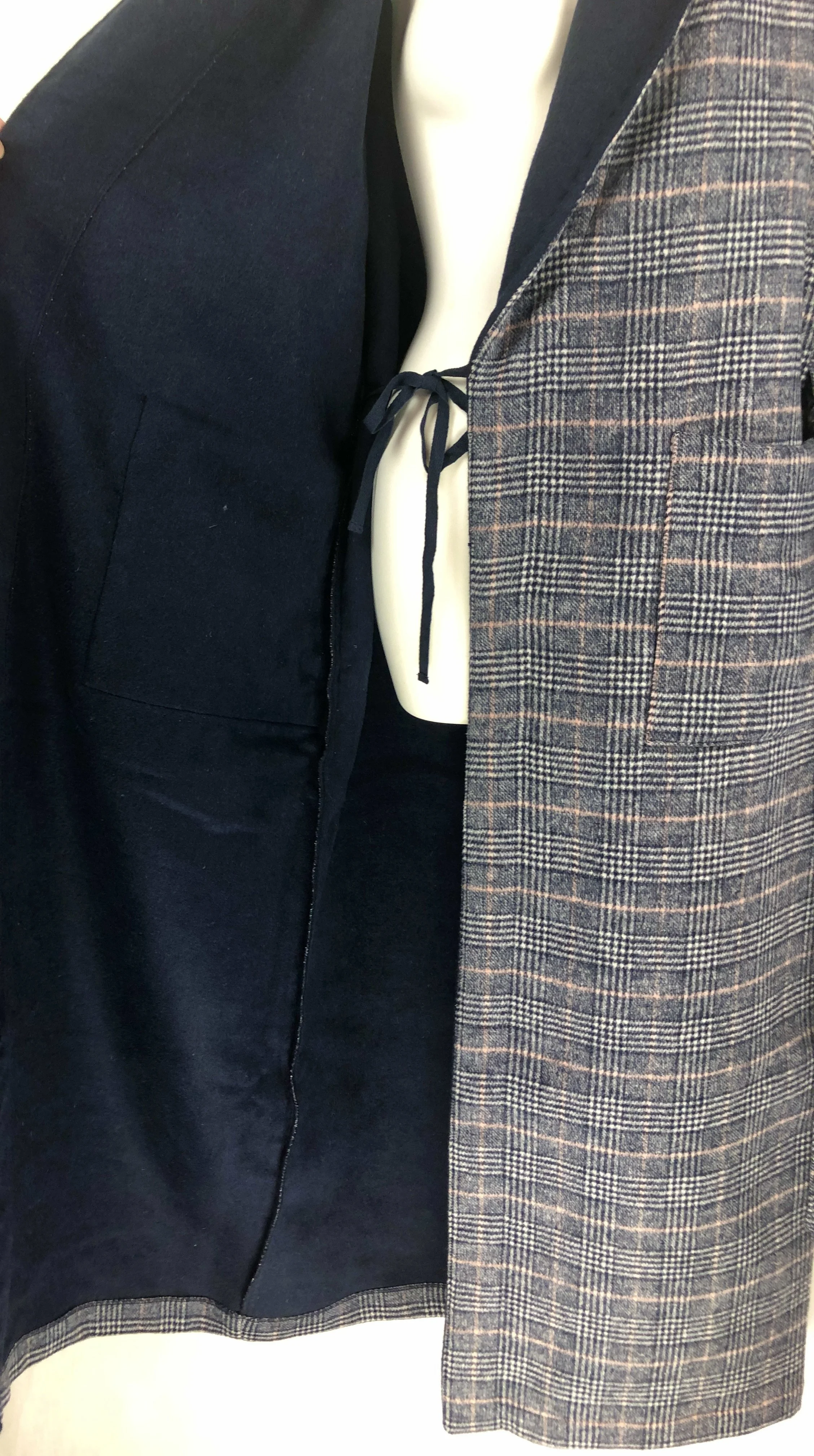 no button inside tie