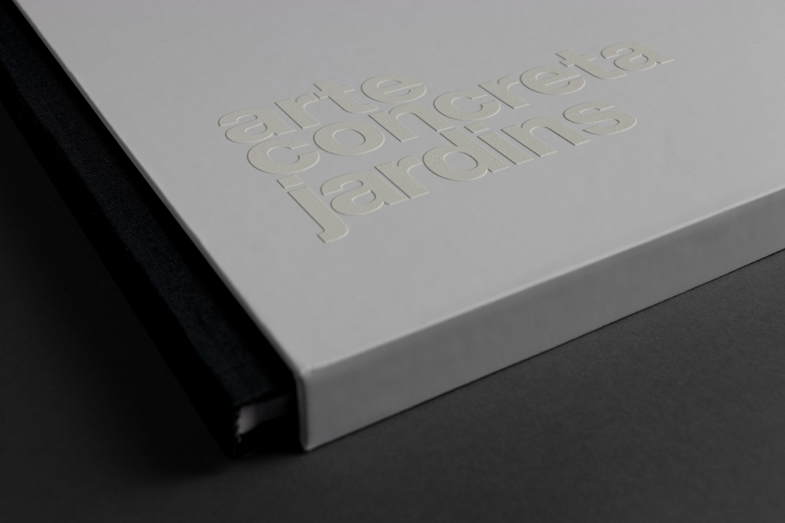 ARTE-CONCRETA-capa-3 copy.jpg