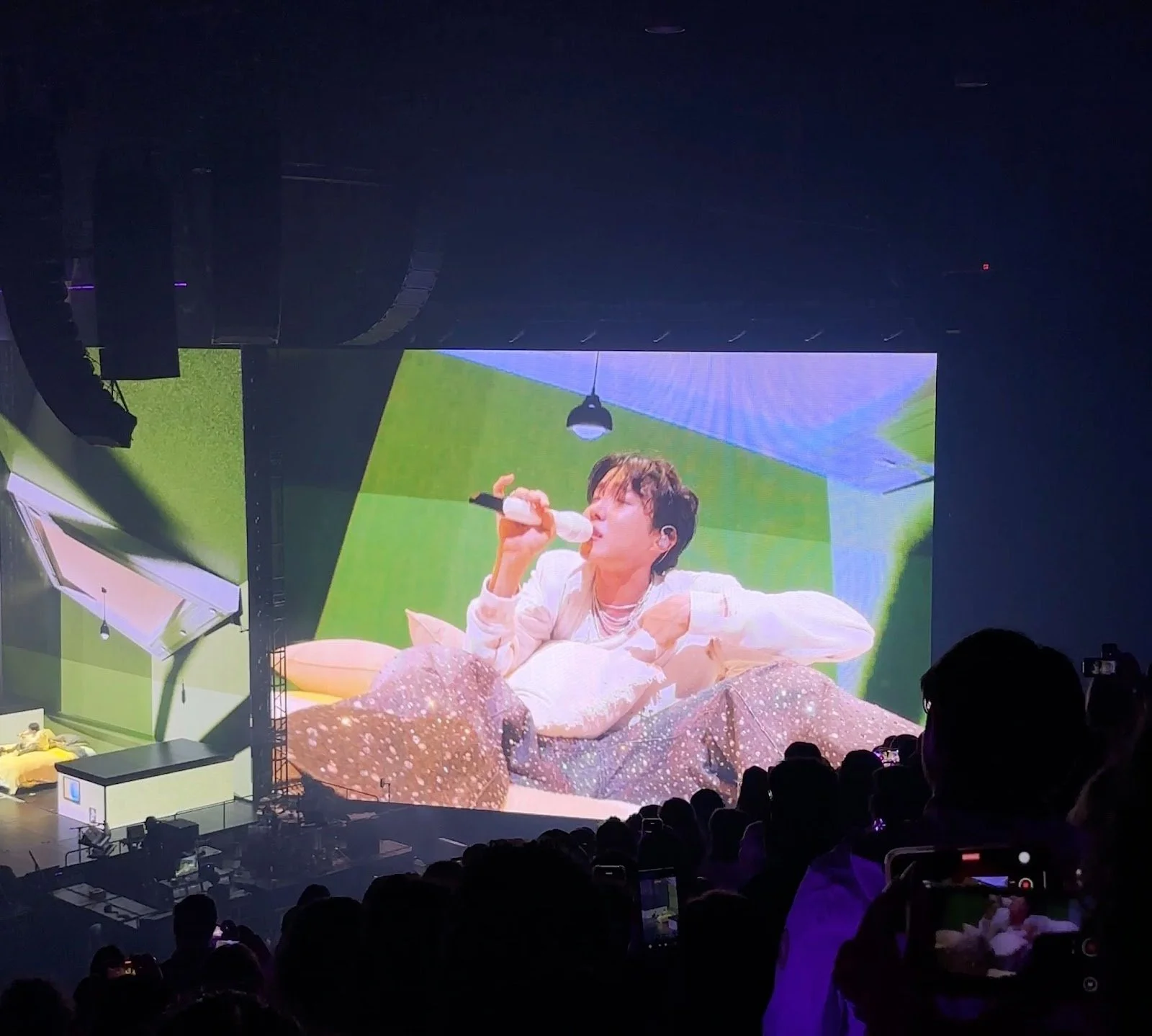 jhope 12.jpg