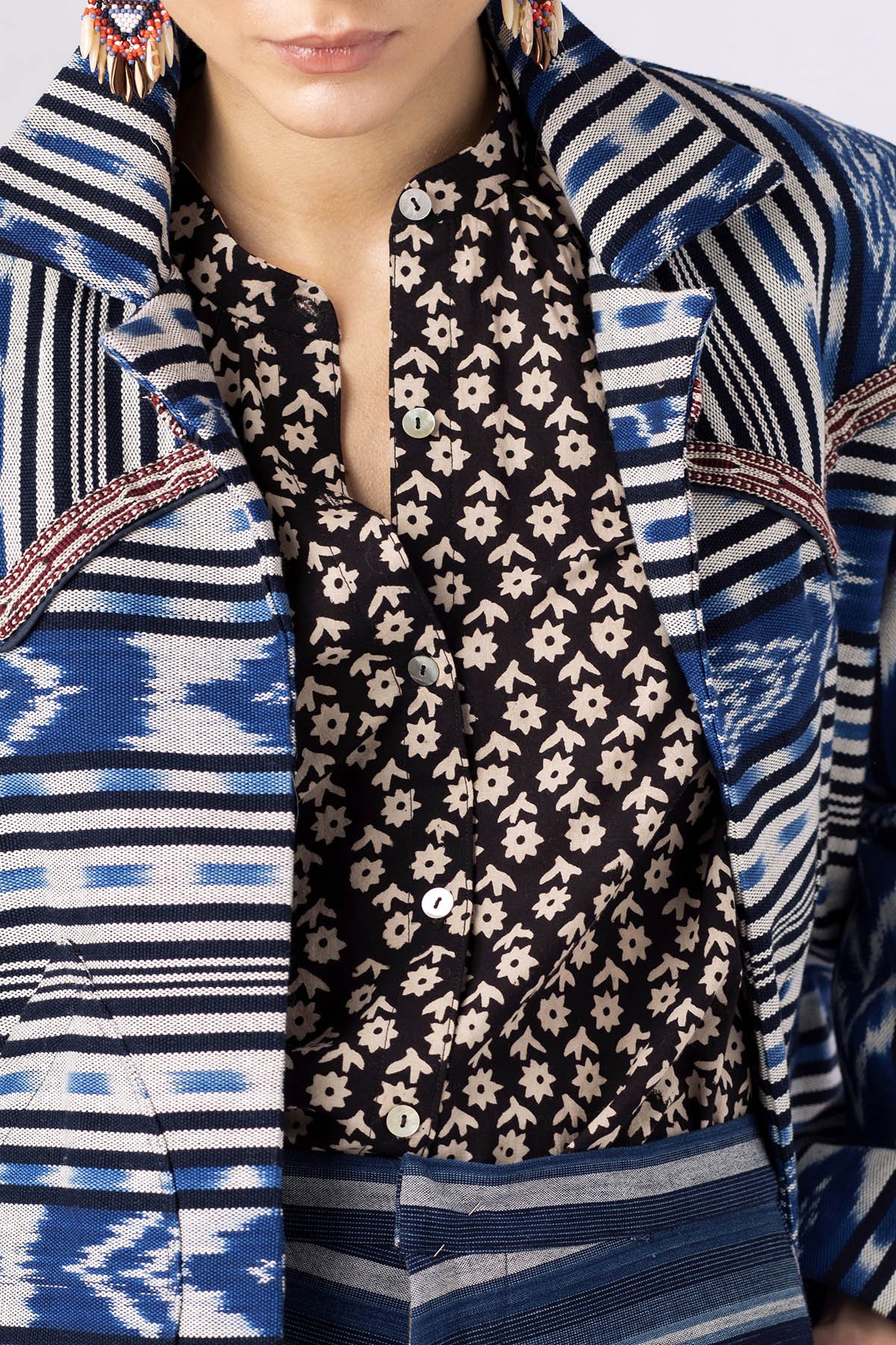 Annabel Black Daisy Shirt