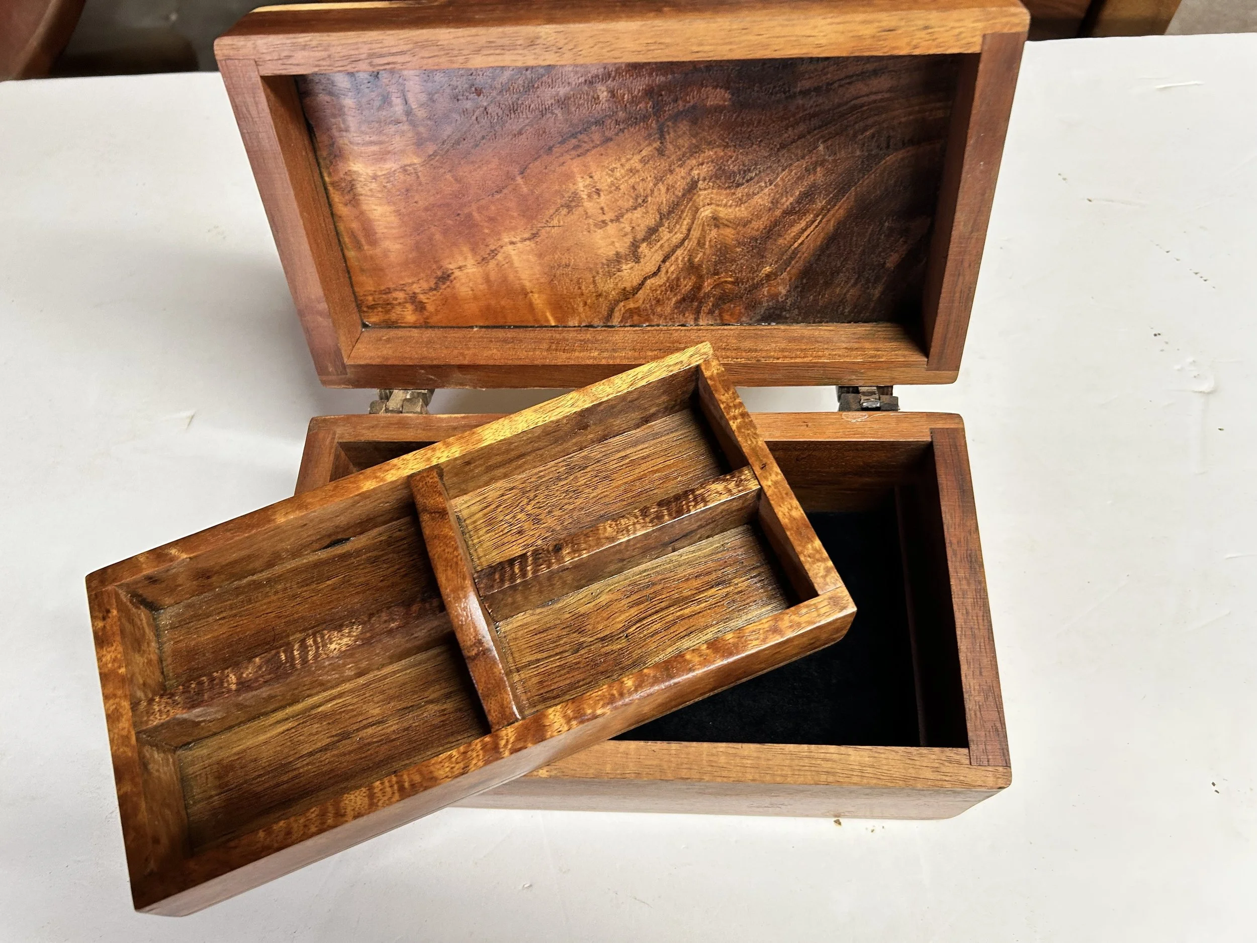 hula box interior.jpeg