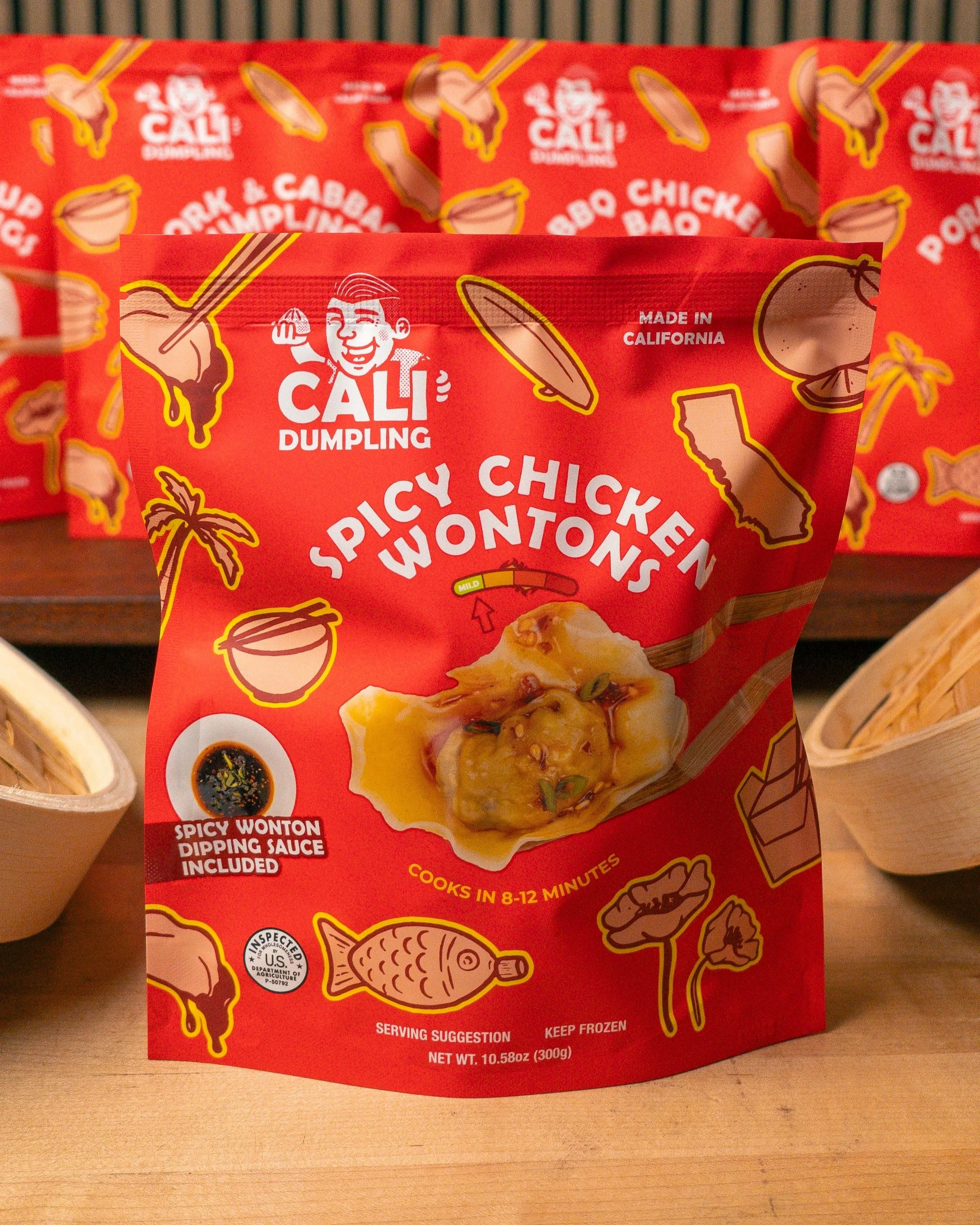 Spicy Chicken Wonton With Spicy Dipping Sauce (36 pieces)