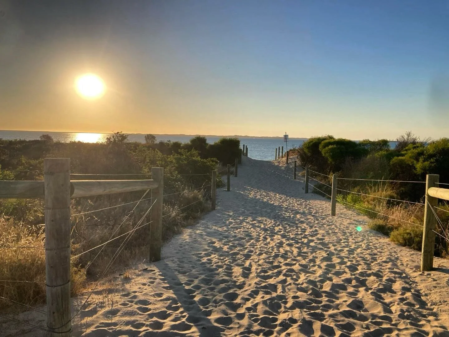 Beautiful beach days @ceeandsee 💦☀️

#ceeandsee #beachlife #seaside #rediscoverockingham #rockingham #seeperth #caravanandcampingwa #letsgocaravancamping #caravaningwithkids #chalet #cabinholidays #wathedreamstate #westernaustralia #seeaustralia #br
