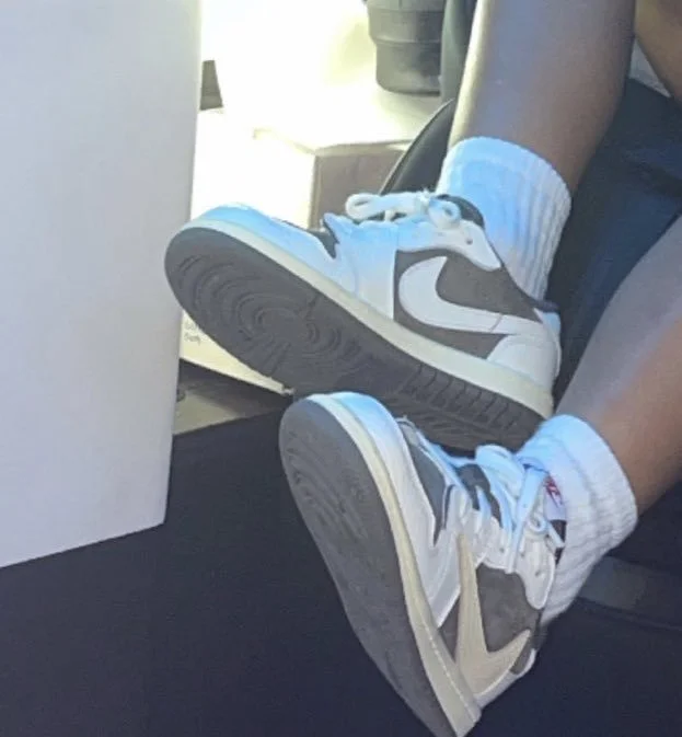 Travis Scott X Air Jordan 1 Low Reverse Mocha To Drop 22 Ox Street Magazine