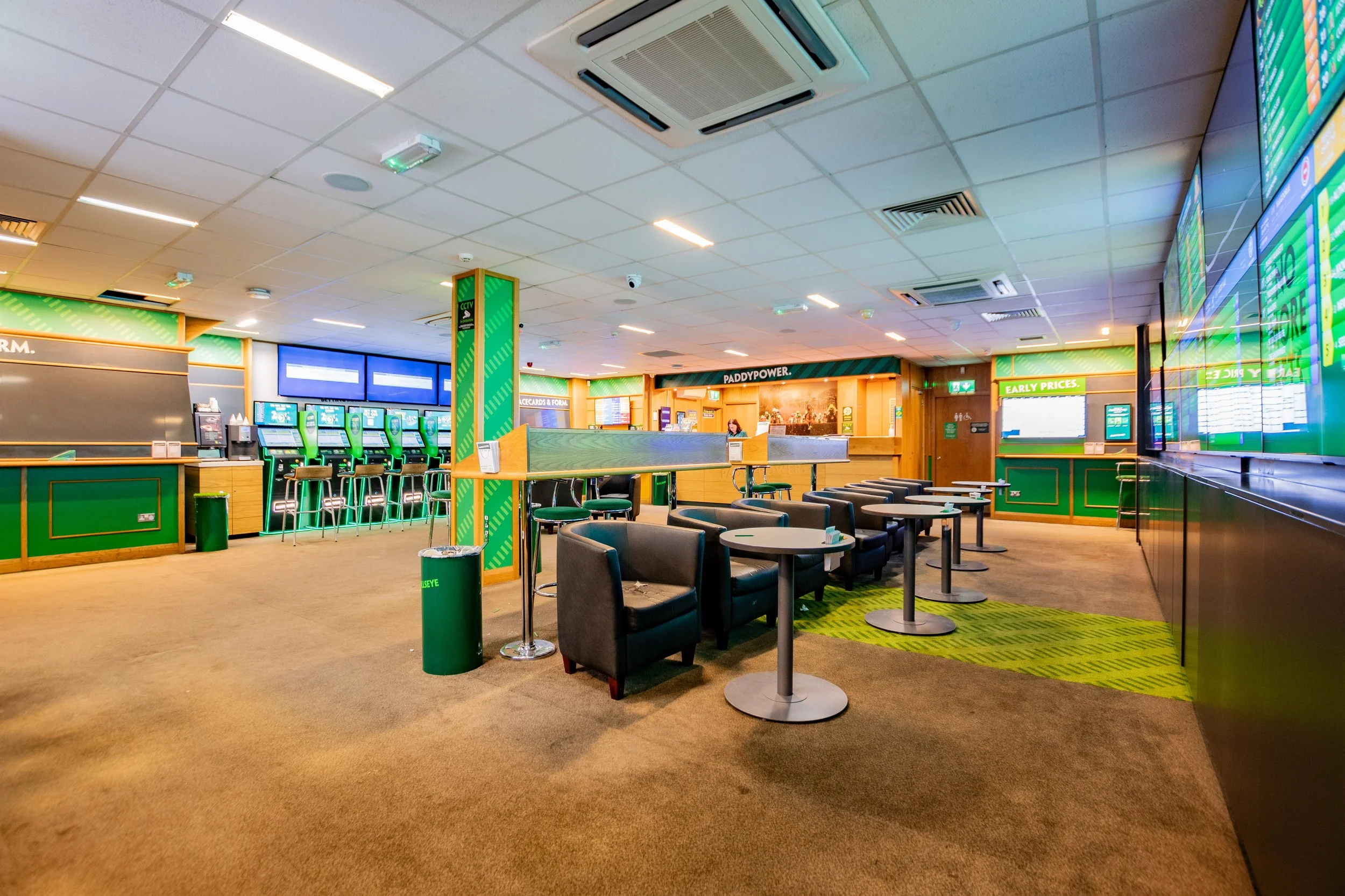 Paddy Power - 20.jpg