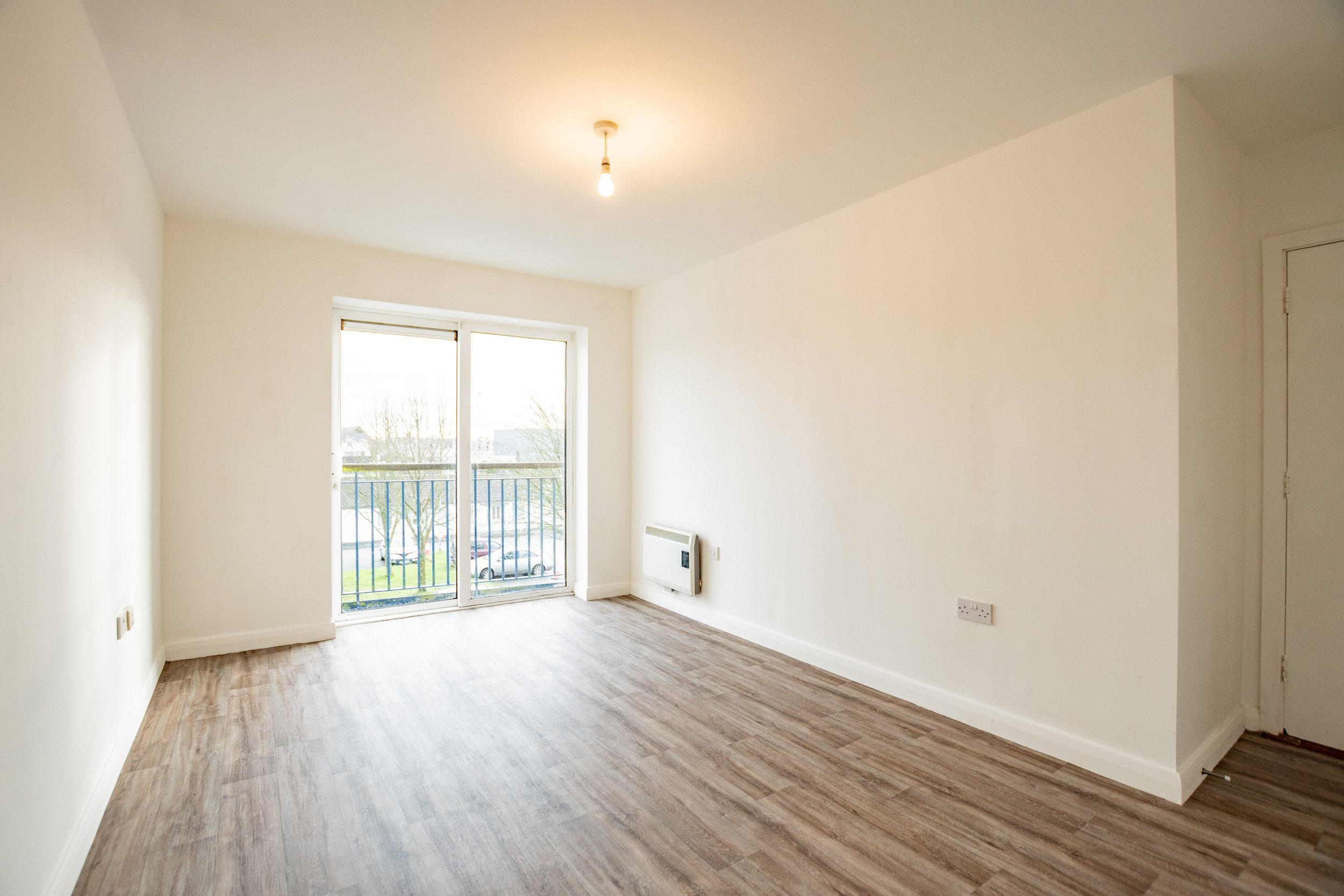 28 Harbour Court - 38.jpg