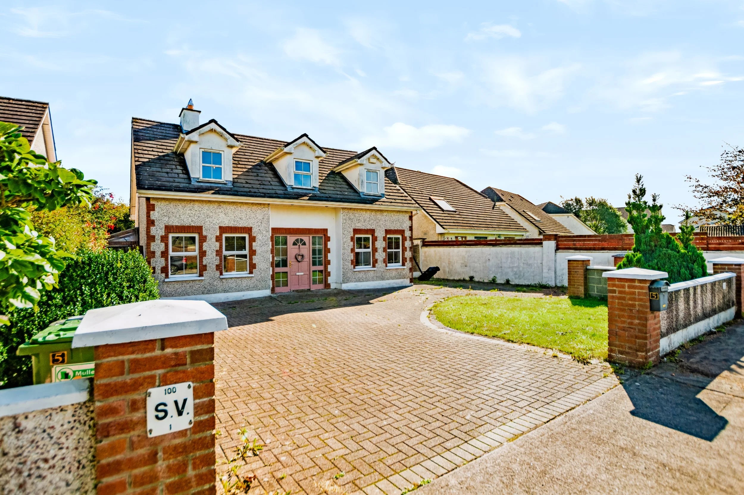 5 Beechview - 1.jpg