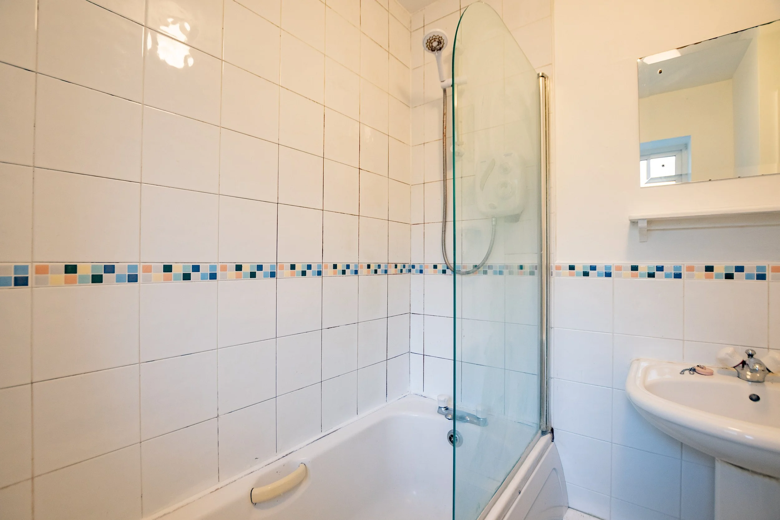 28 Harbour Court - 52.jpg