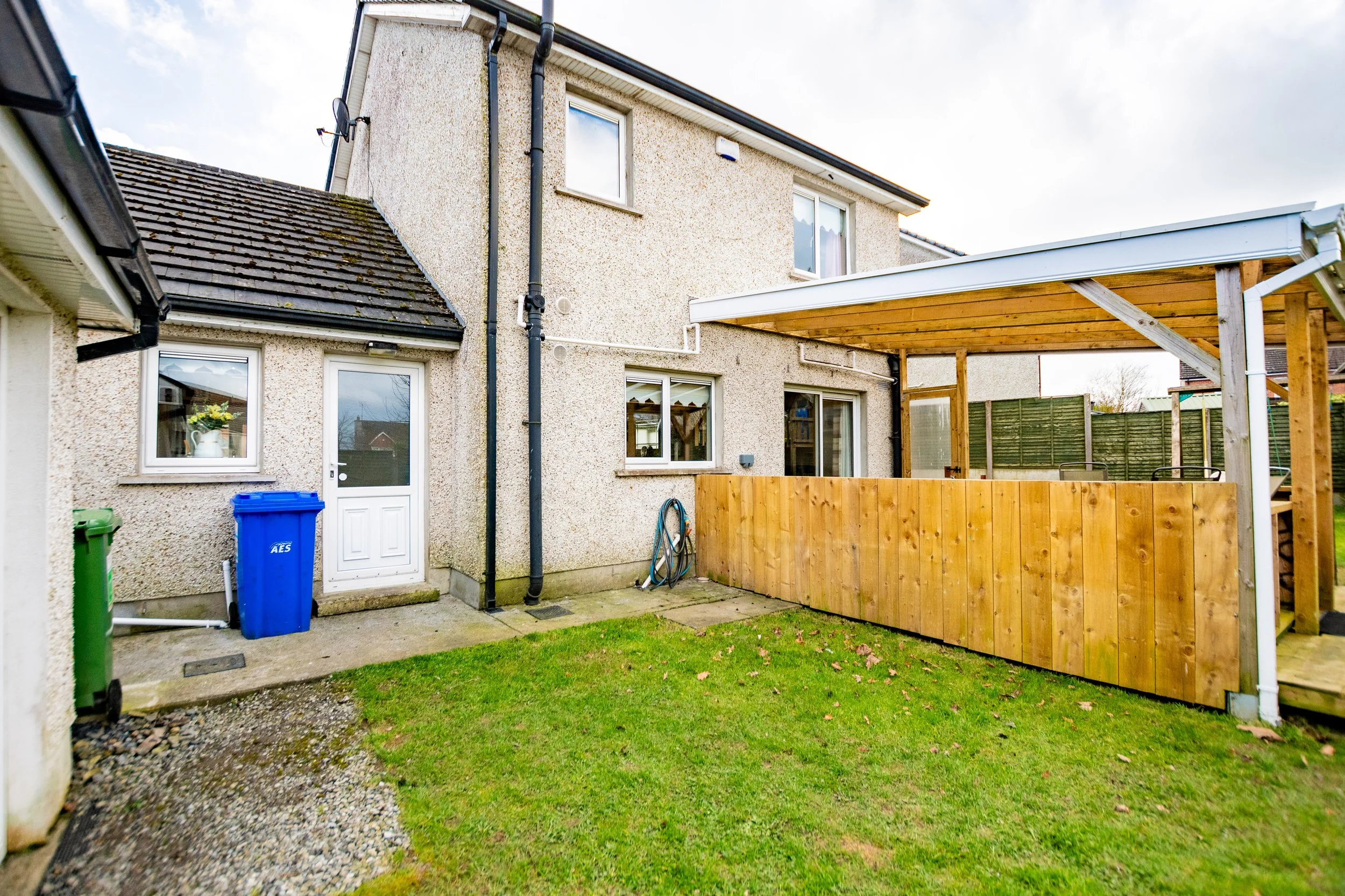 284 Greenpark Meadows - 115.jpg