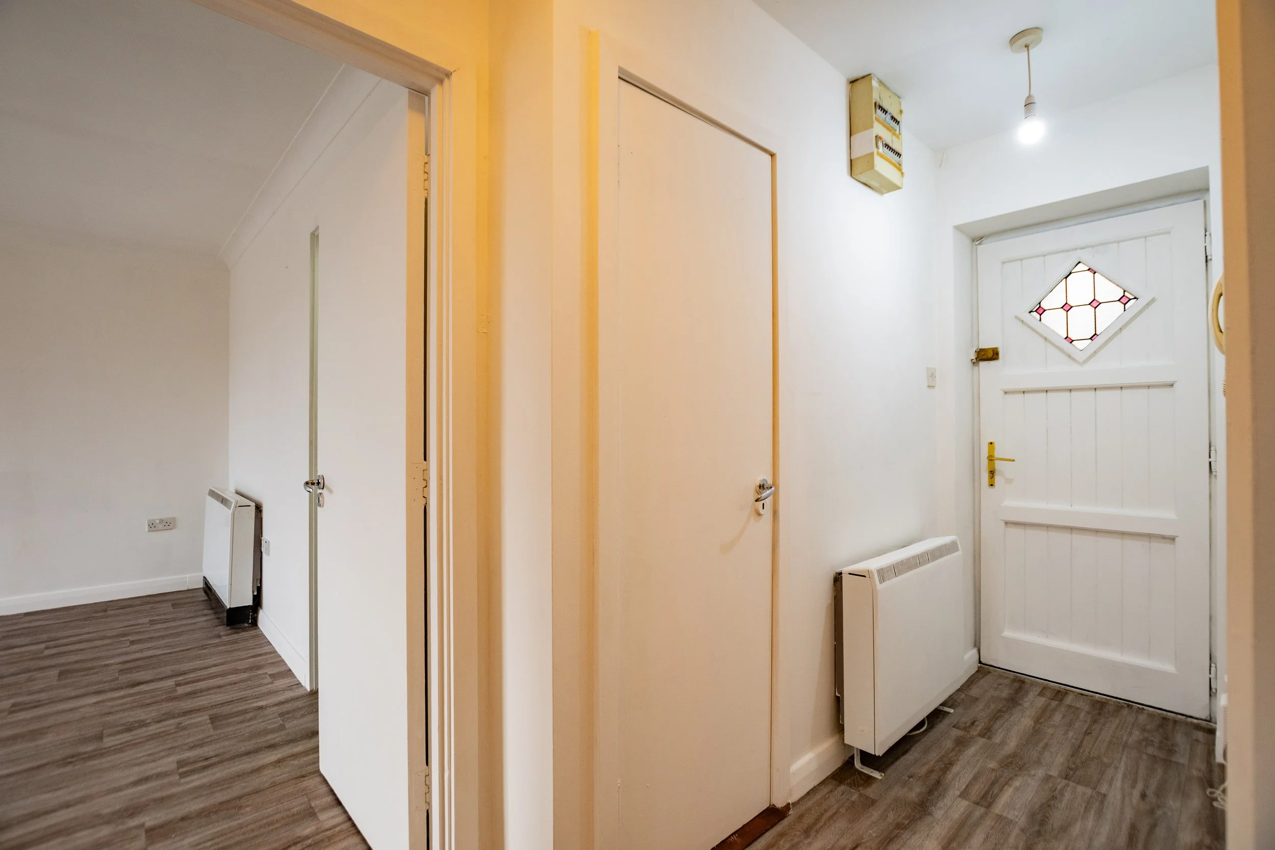 28 Harbour Court - 20.jpg