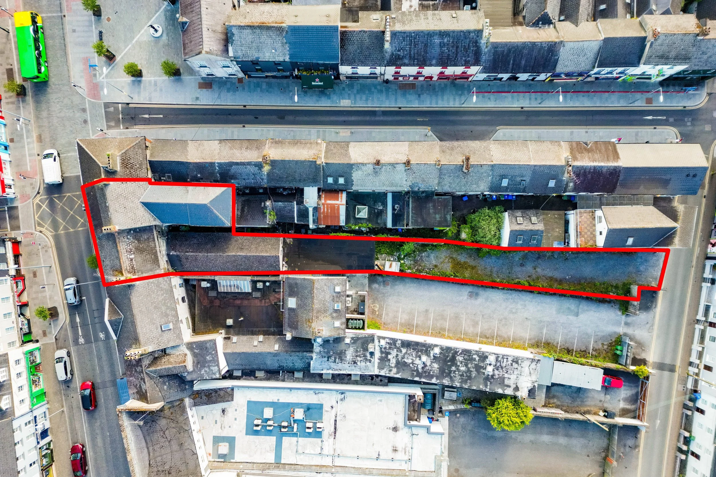 Oliver Plunkett St - 37 Red Lines.jpg