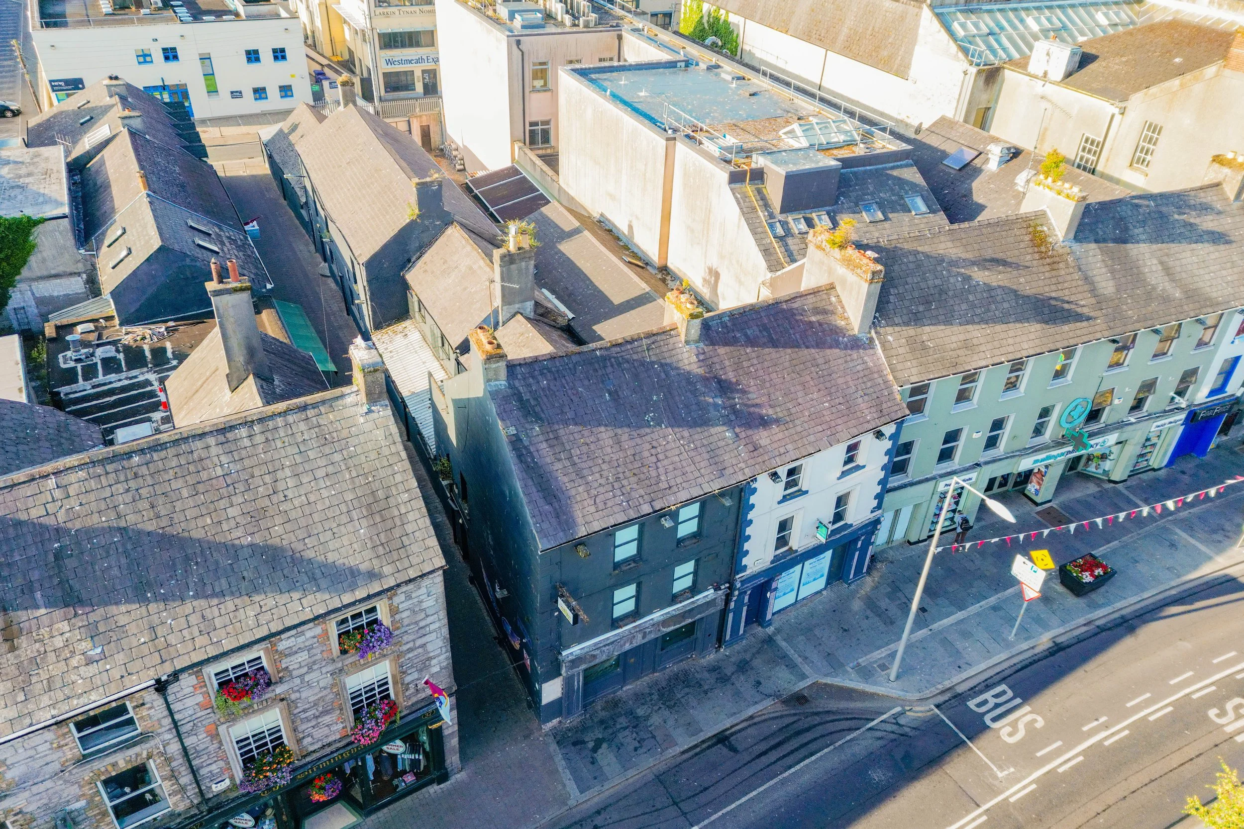 38 41 Oliver Plunkett St - 5.jpg