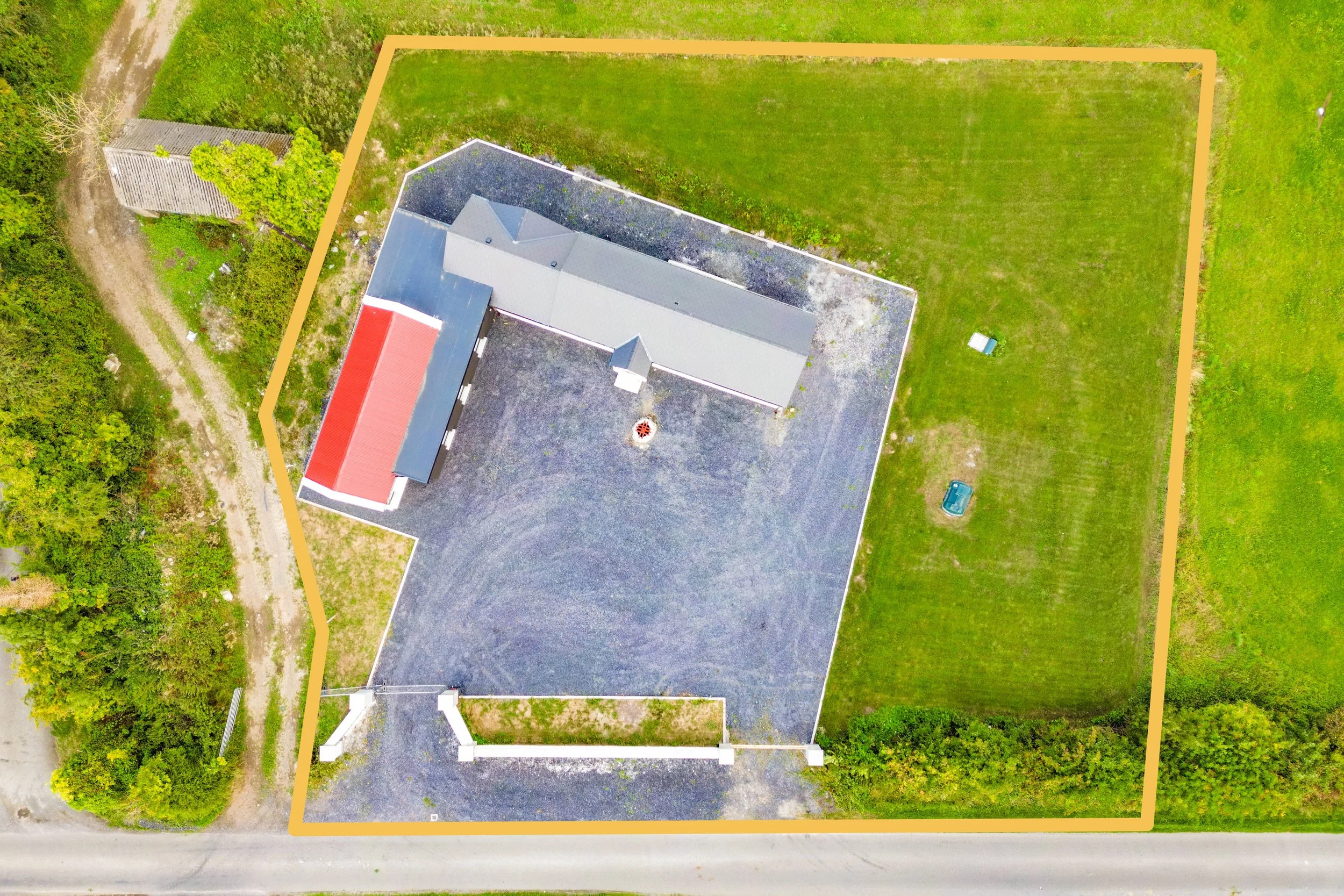 Craddenstown - 20 Yellow Lines.jpg
