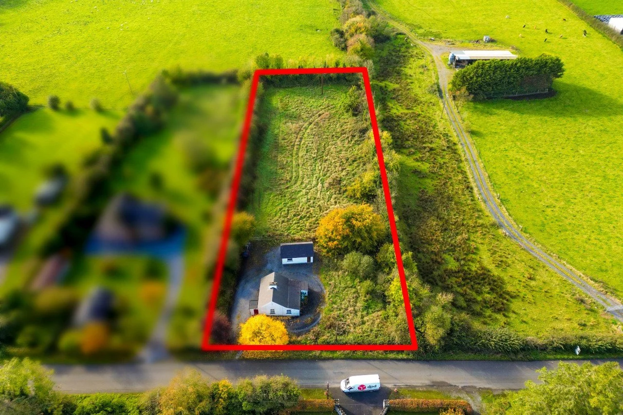 Corbetstown - 4 Red Lines.jpg