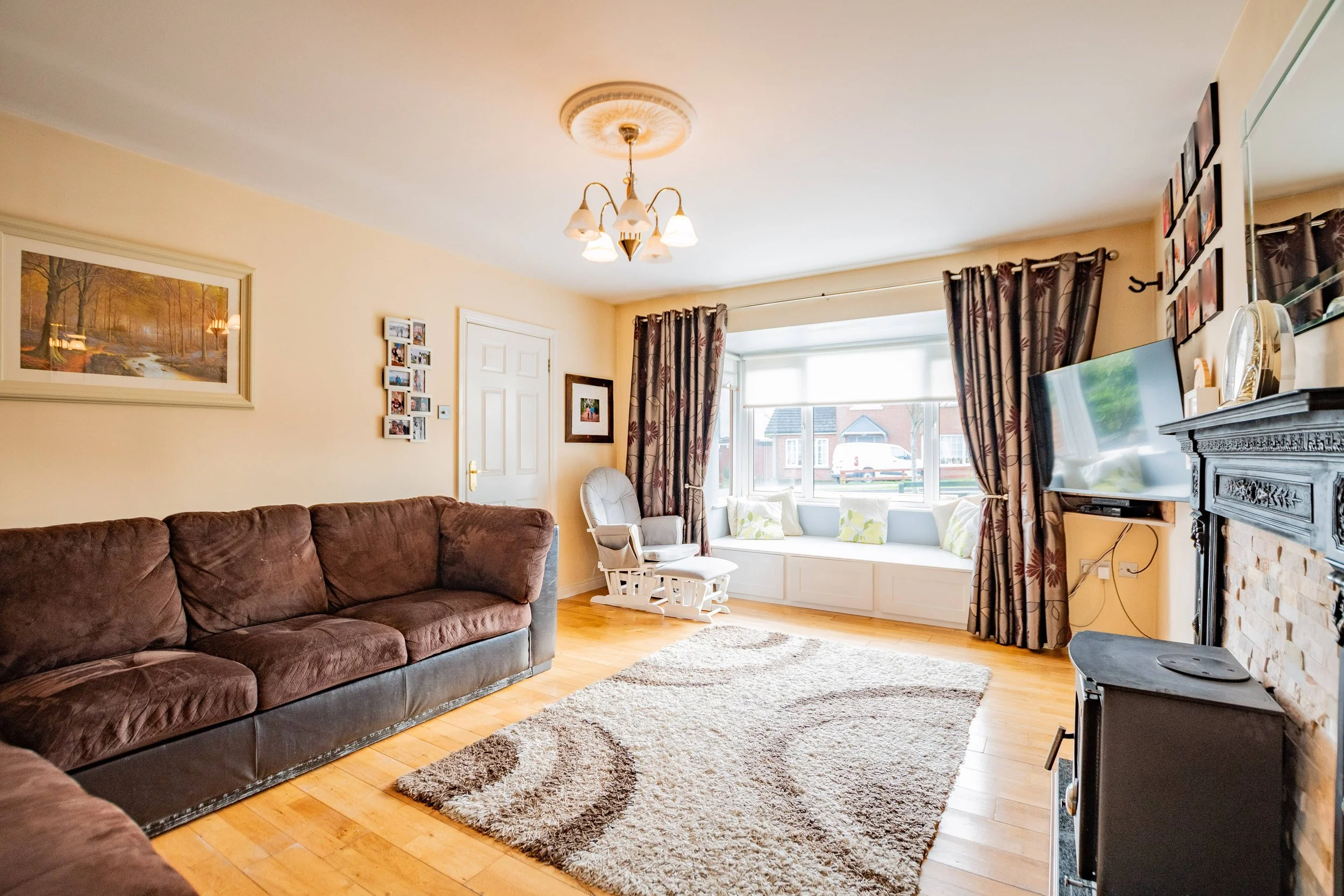 284 Greenpark Meadows - 27.jpg