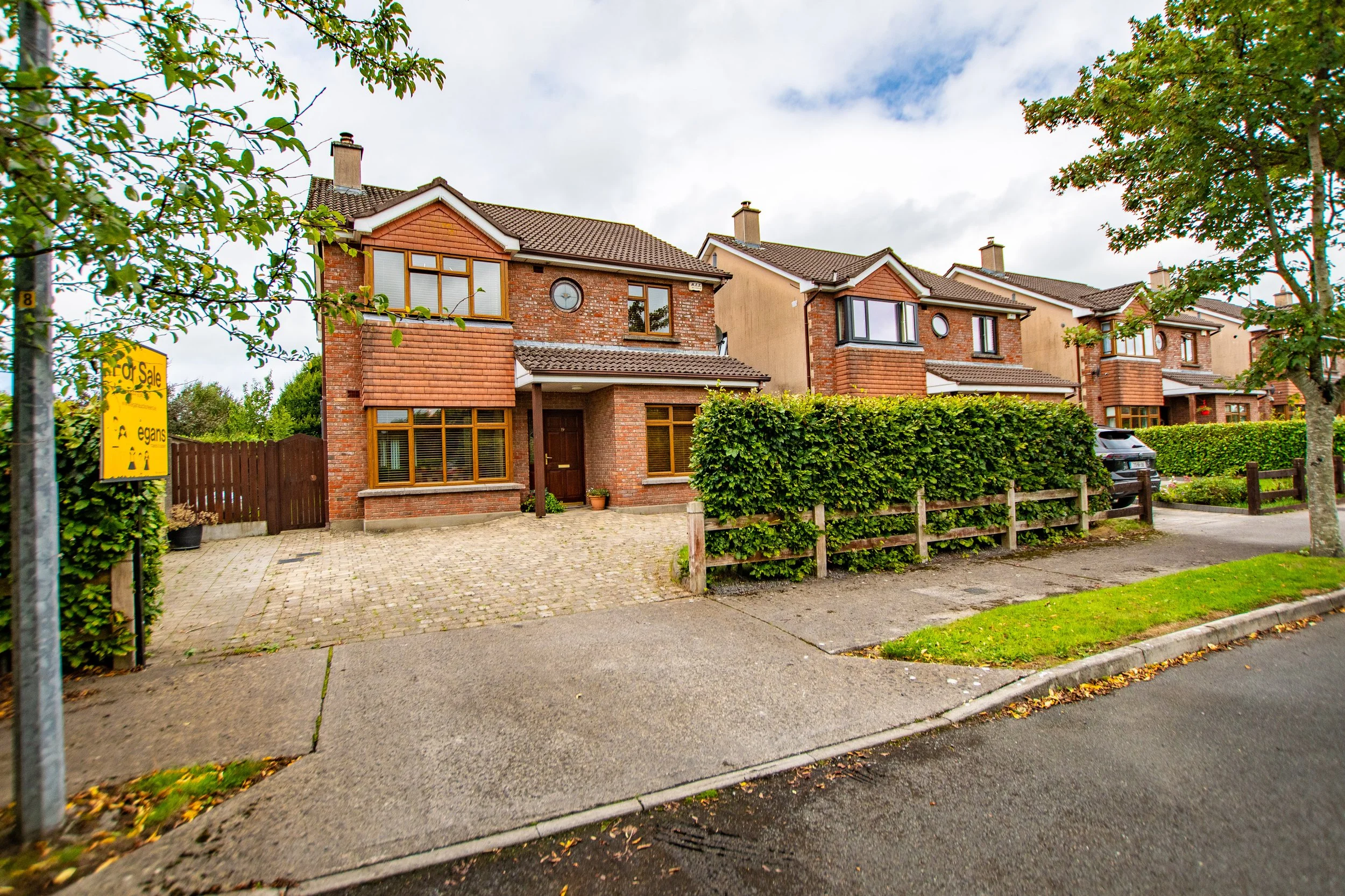 19 Ardmore Close - 1.jpg