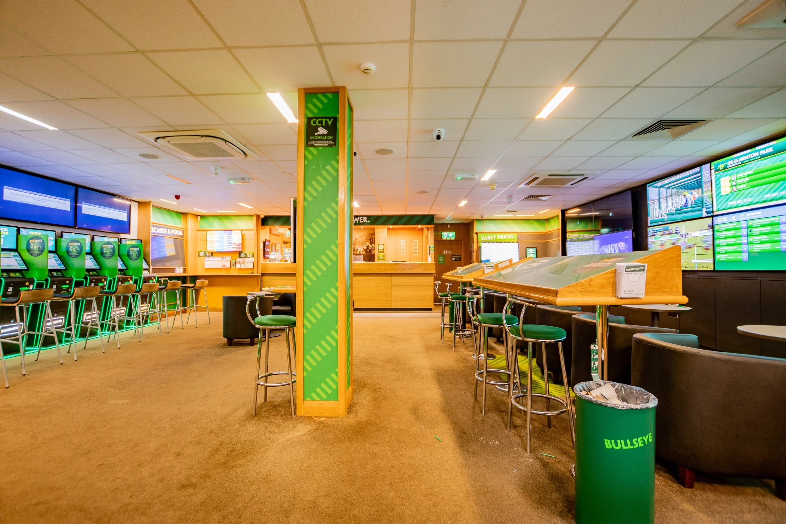 Paddy Power - 19.jpg