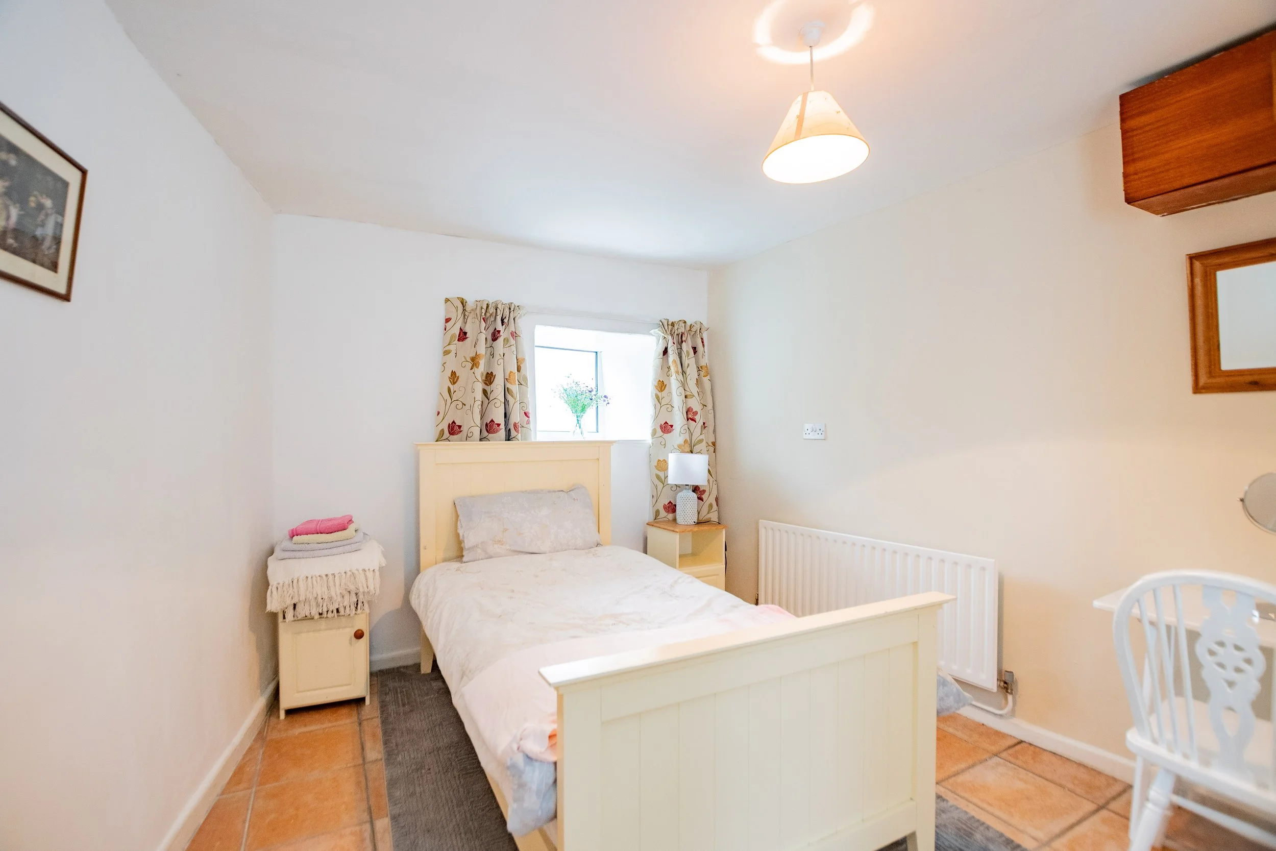 Hazel Cottage - 41.jpg