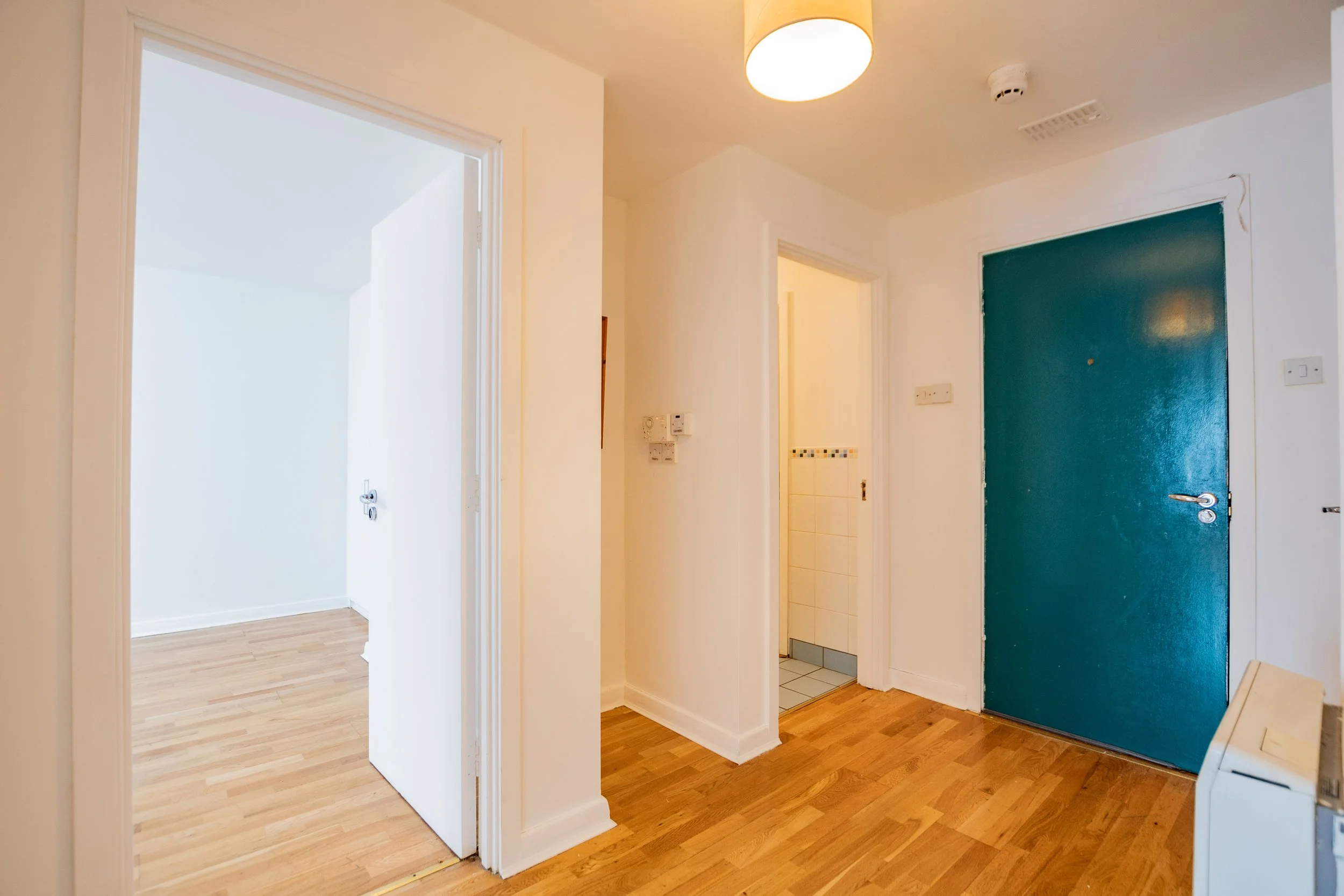 4 Harbour Court - 17.jpg