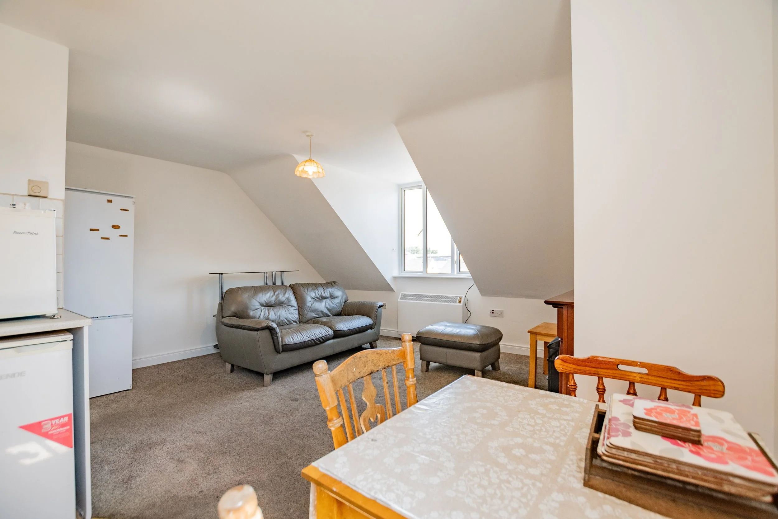 17c Friars Court - 36.jpg