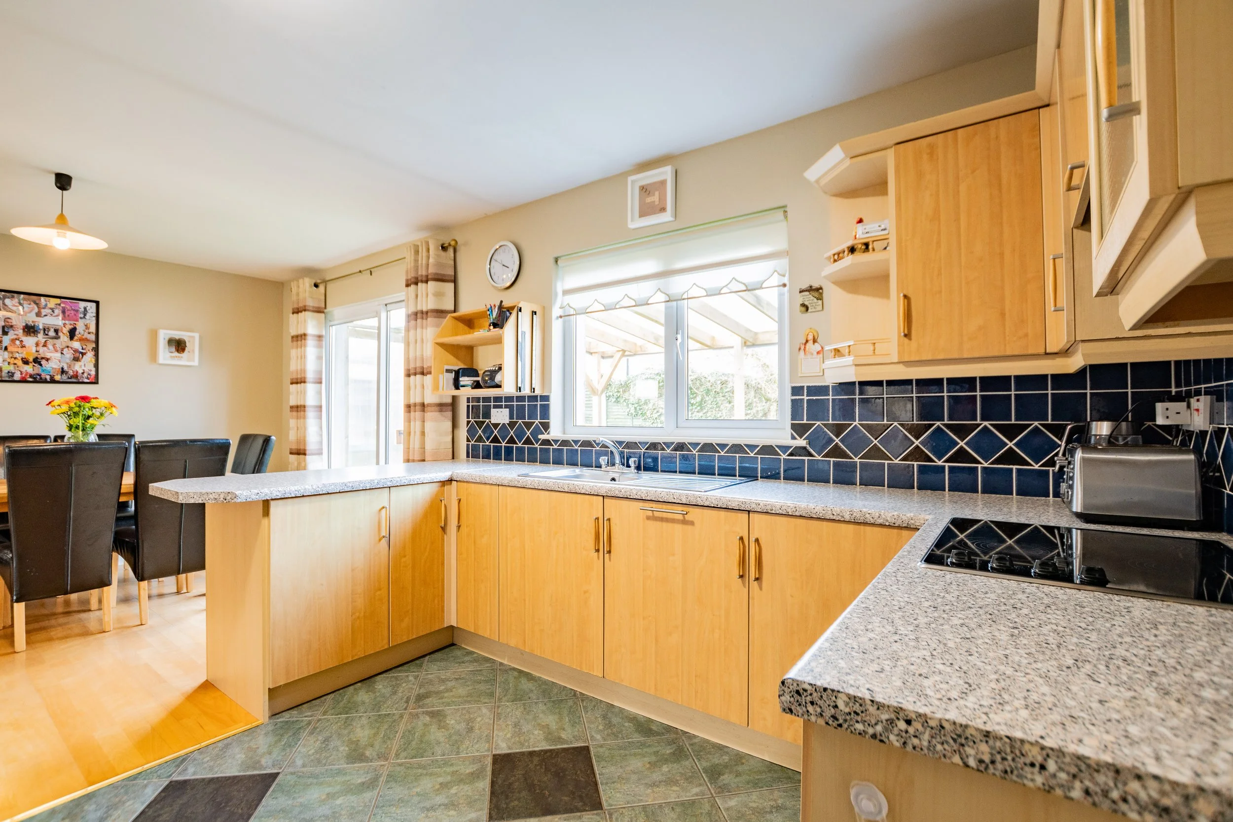 284 Greenpark Meadows - 41.jpg