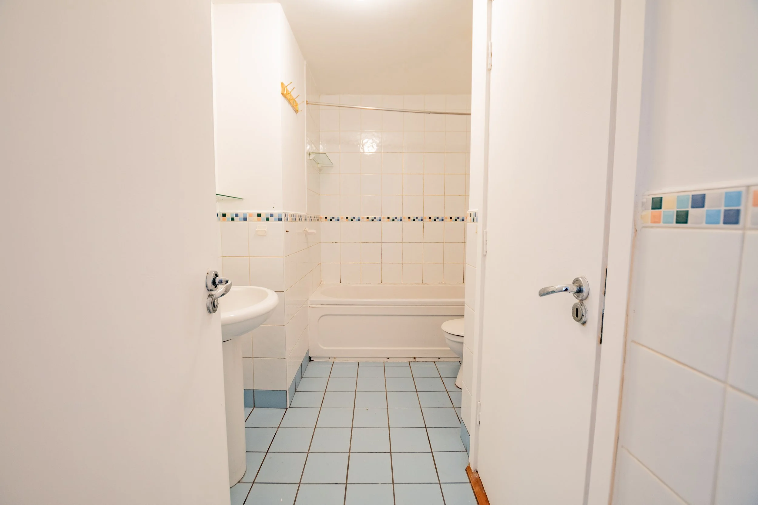 4 Harbour Court - 52.jpg