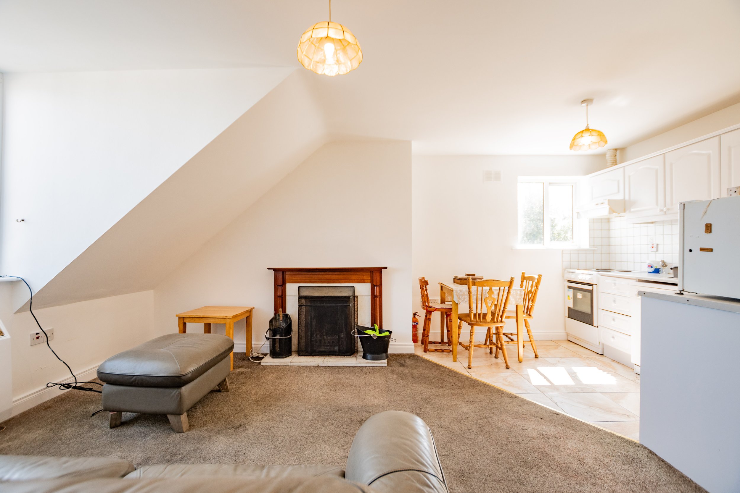 17c Friars Court - 25.jpg