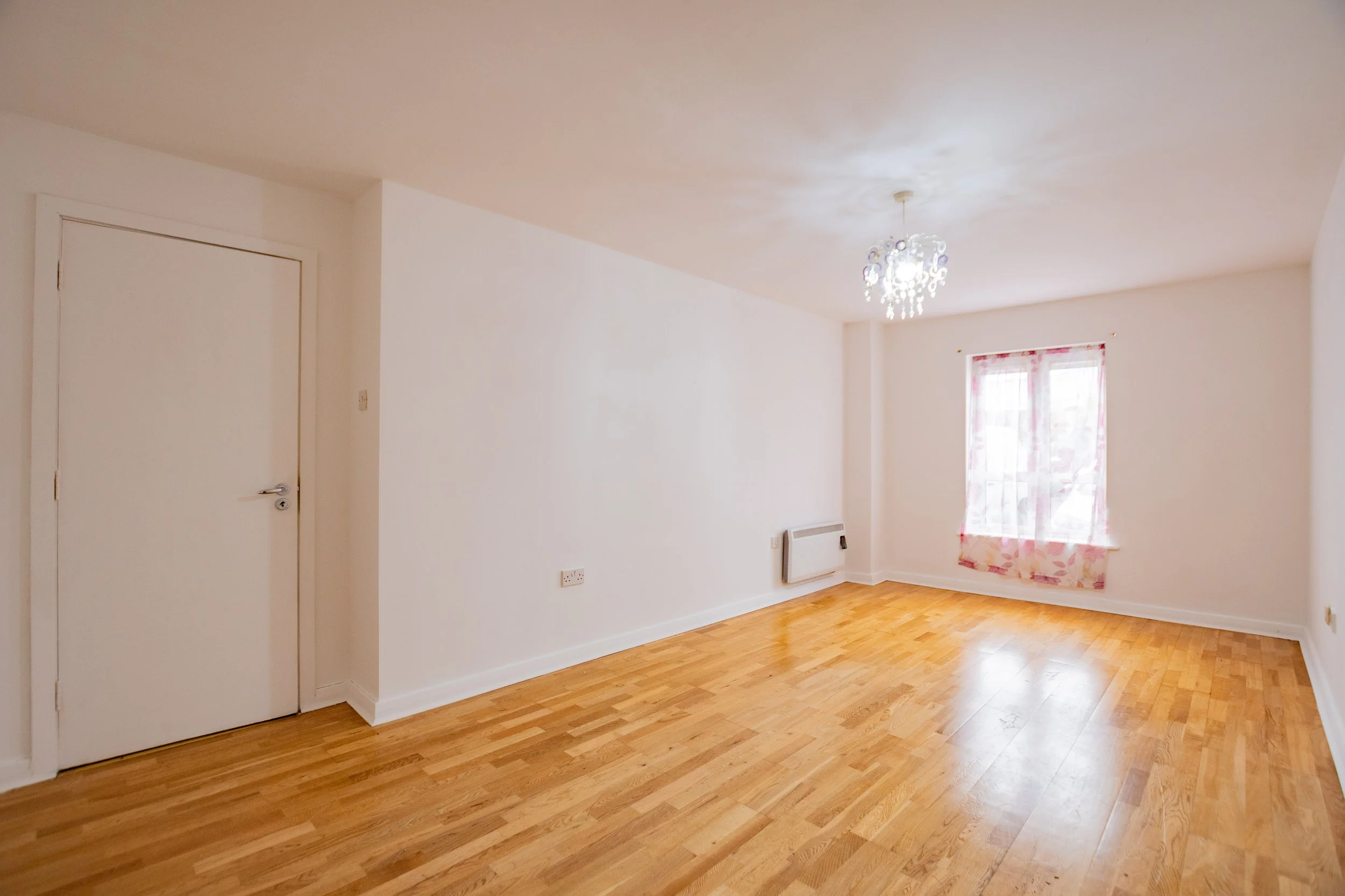 4 Harbour Court - 45.jpg