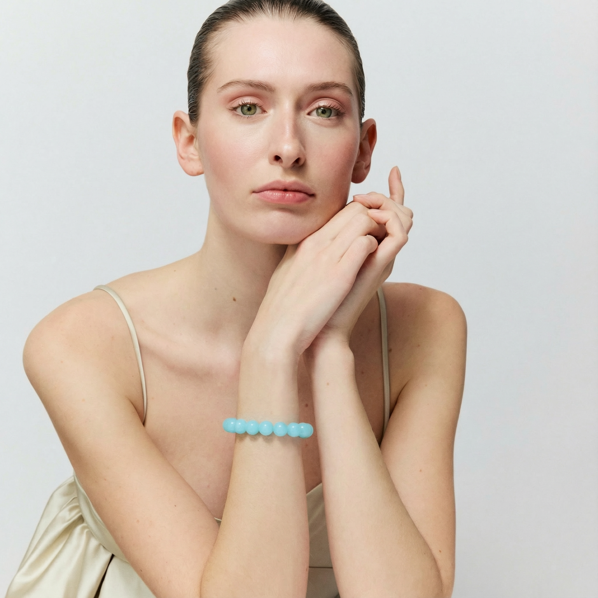 VB2600OPB Armband Mini Beads Flex Bracelet opaline blue (1).png