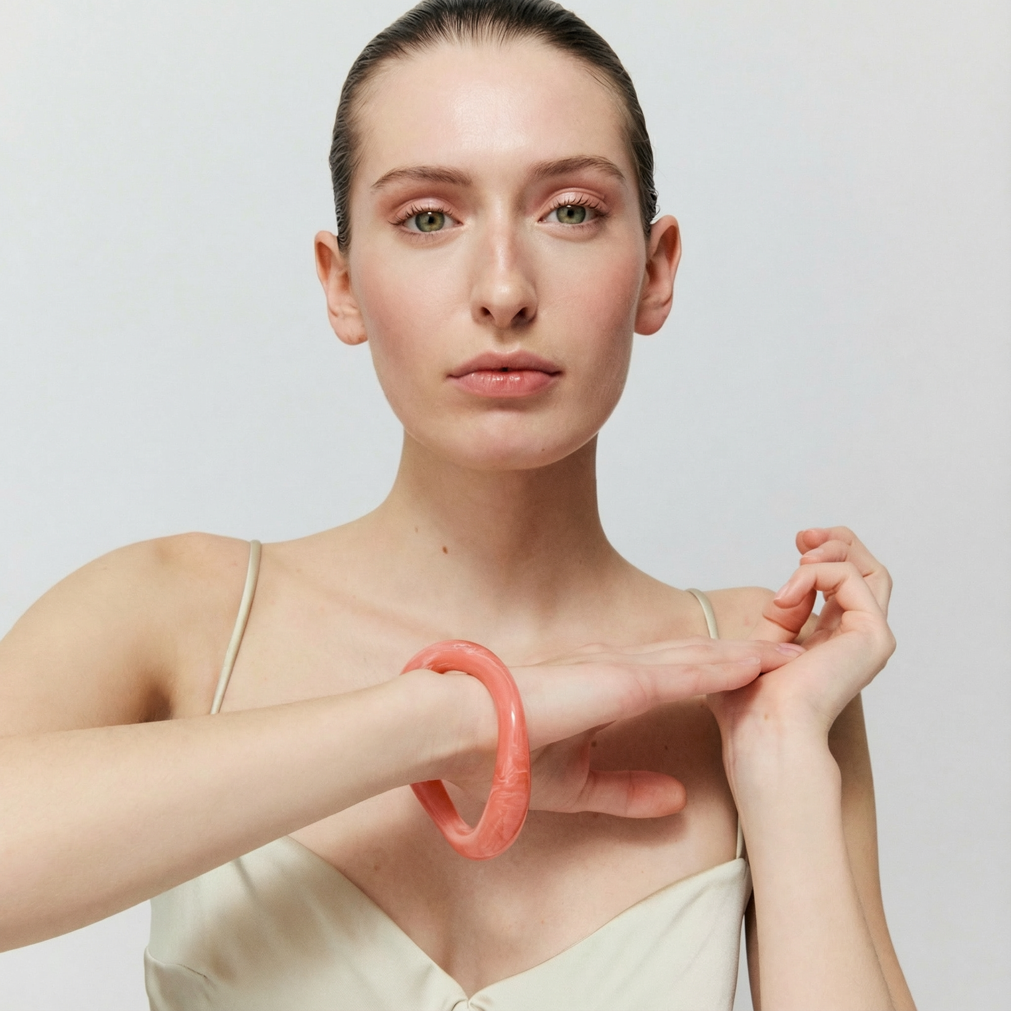 VB2508WAM Armreif Big Loop Bangle watermelon marble (1).png