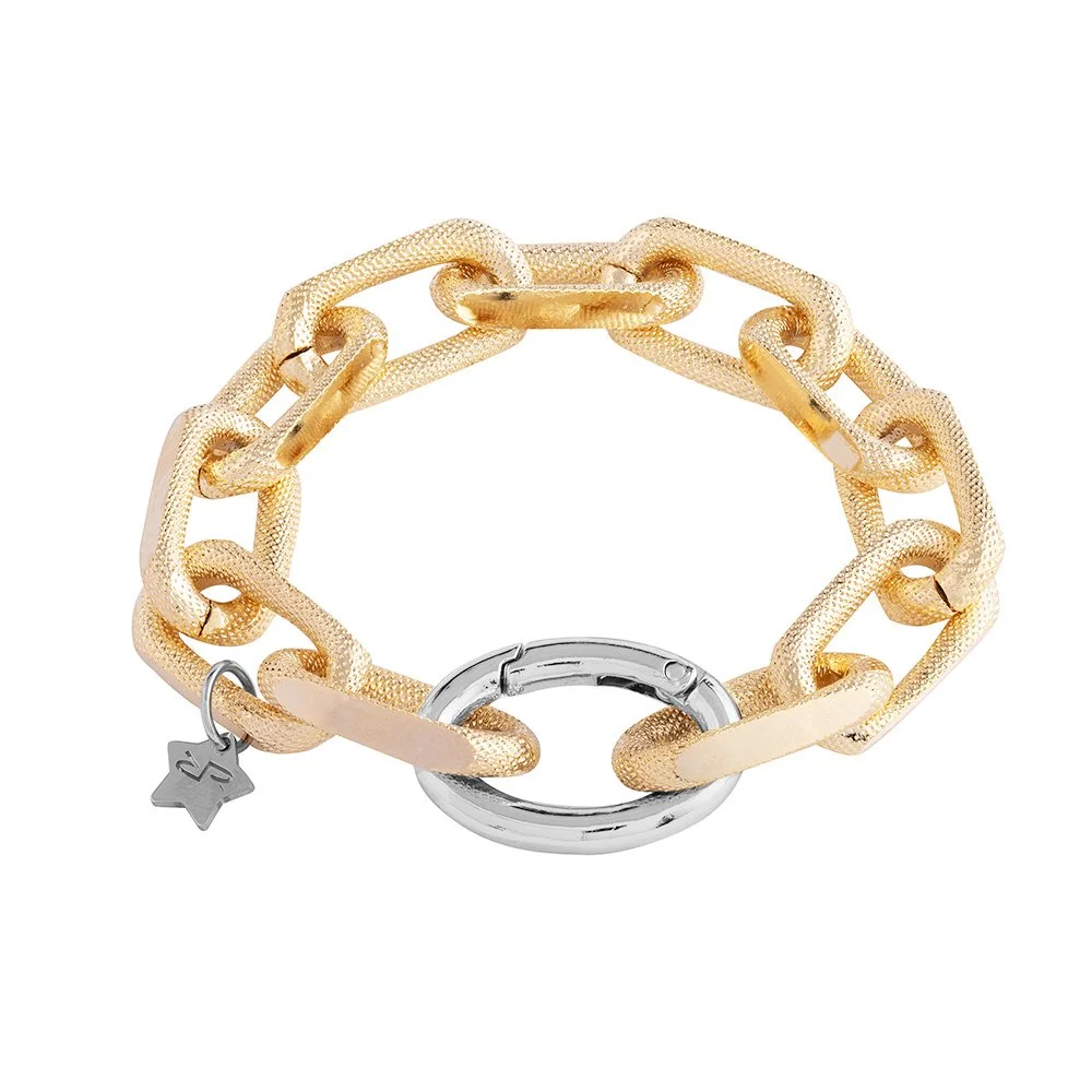 Diva Bracelet With Textured Links