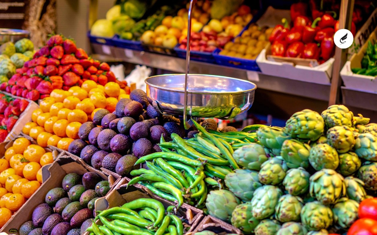 Dubai's Food Scene: Fresh Fruits and Colorful Vegetables