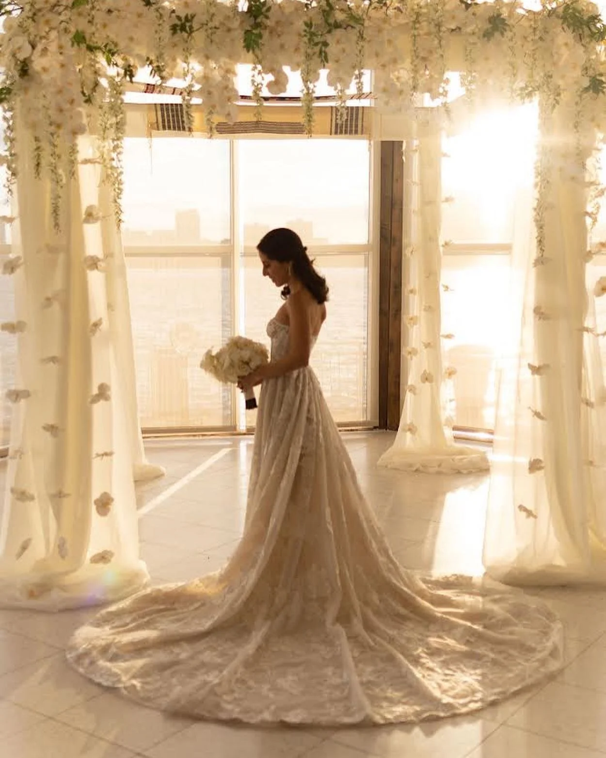 A few lovely pictures from @alyssapmandel on her beautiful day. I had a wonderful time working with you and I hope you are enjoying married life!