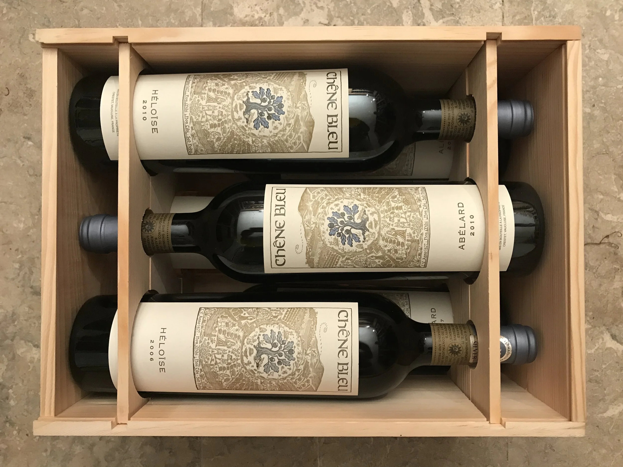 chene bleu wine box